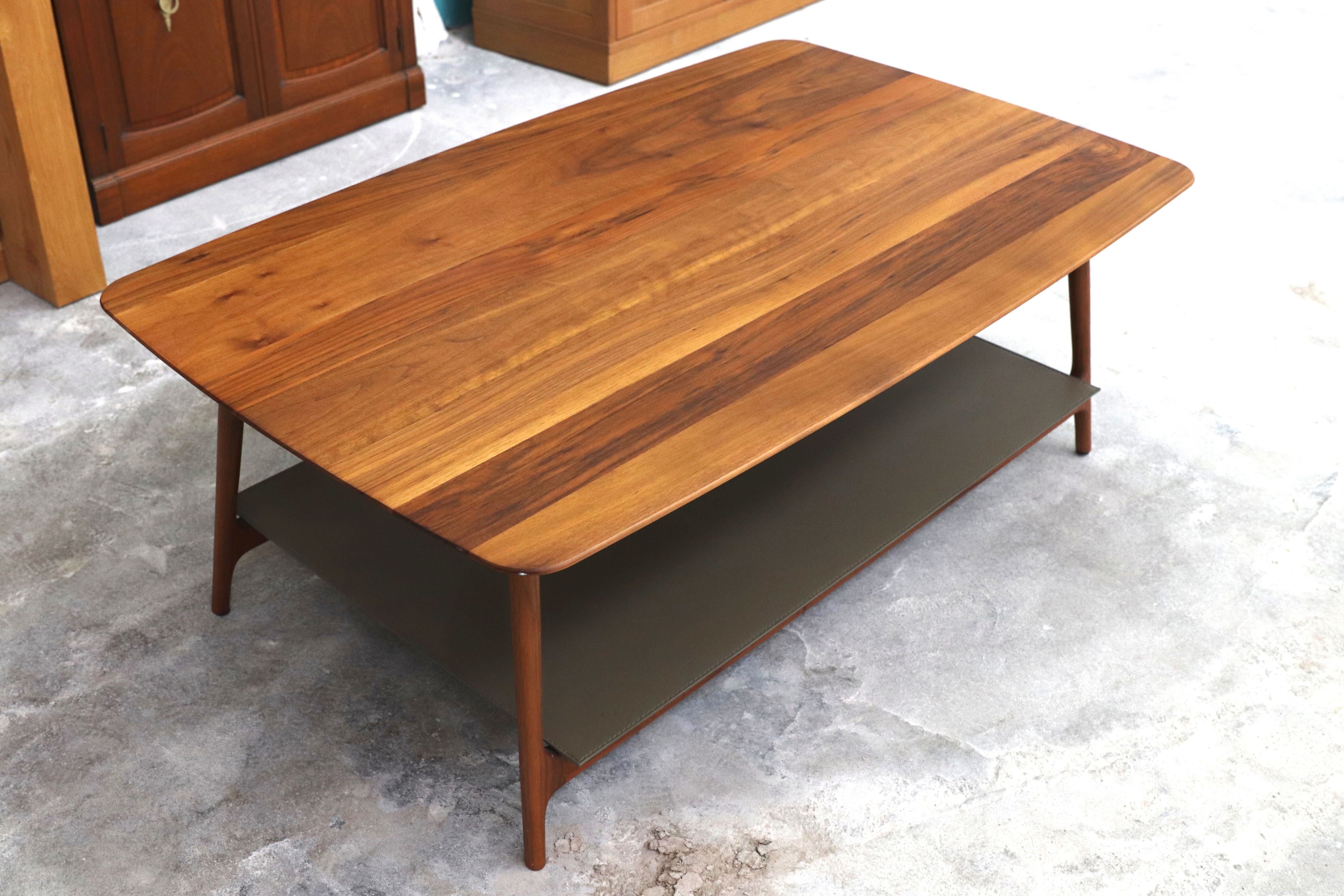 GMHO41○porada / ポラダ TRILOT COFFEE TABLE ウォールナット無垢 センターテーブル リビングテーブル イタリアモダン 最高級 定価45.8万