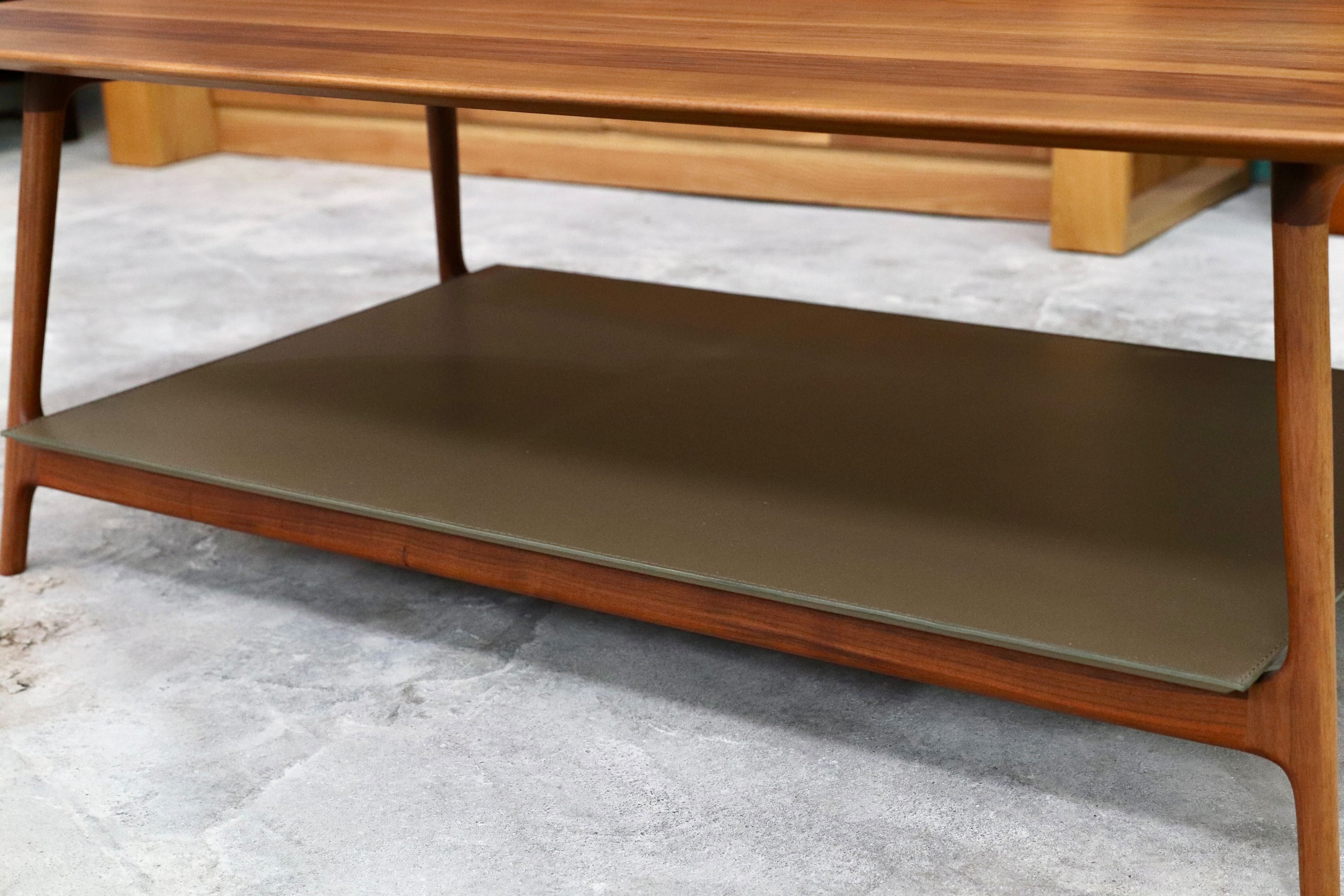 GMHO41○porada / ポラダ TRILOT COFFEE TABLE ウォールナット無垢 センターテーブル リビングテーブル イタリアモダン 最高級 定価45.8万