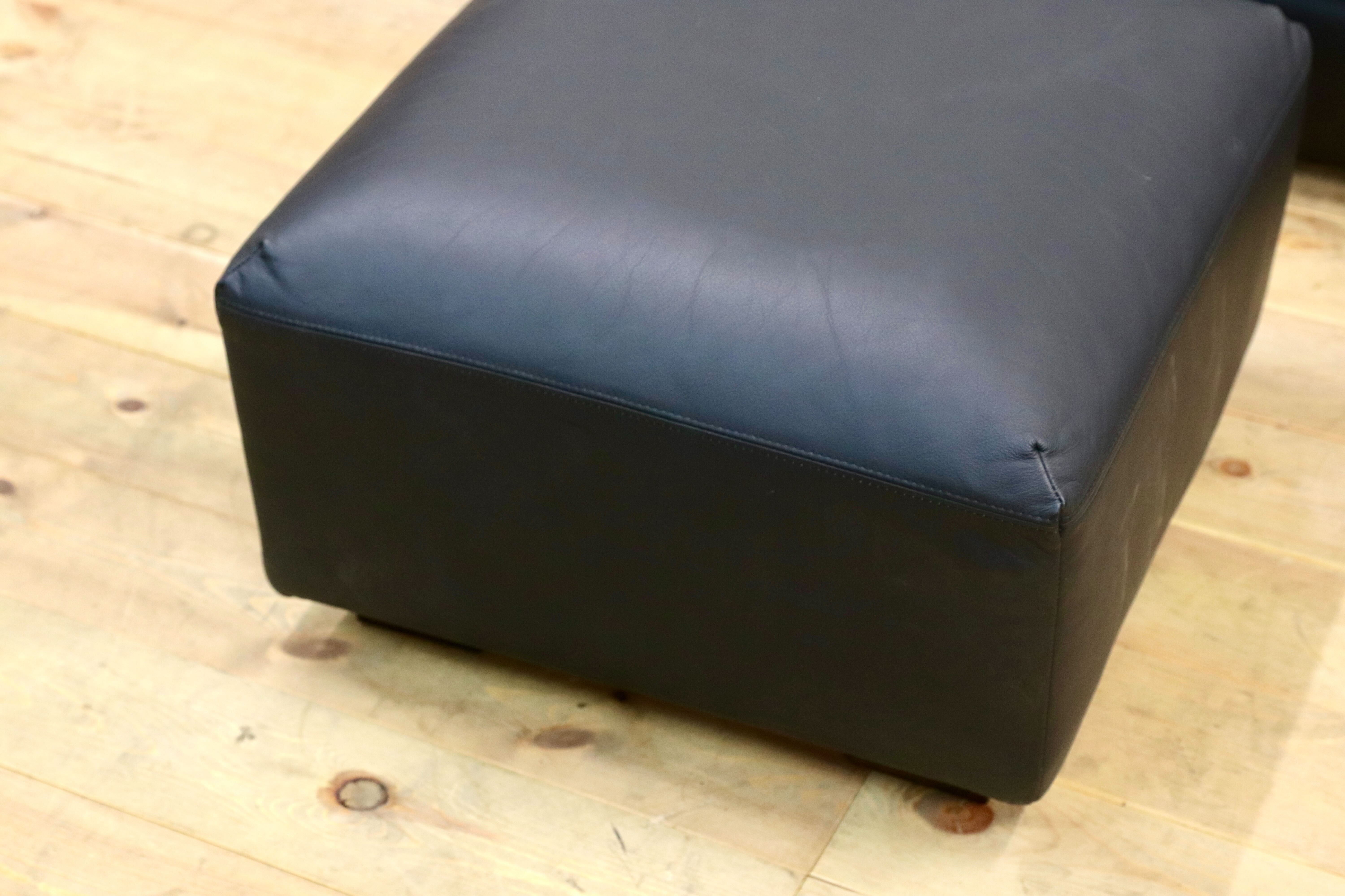 GMIS46C○HUKLA / フクラ オットマン スツール 椅子 ブラック