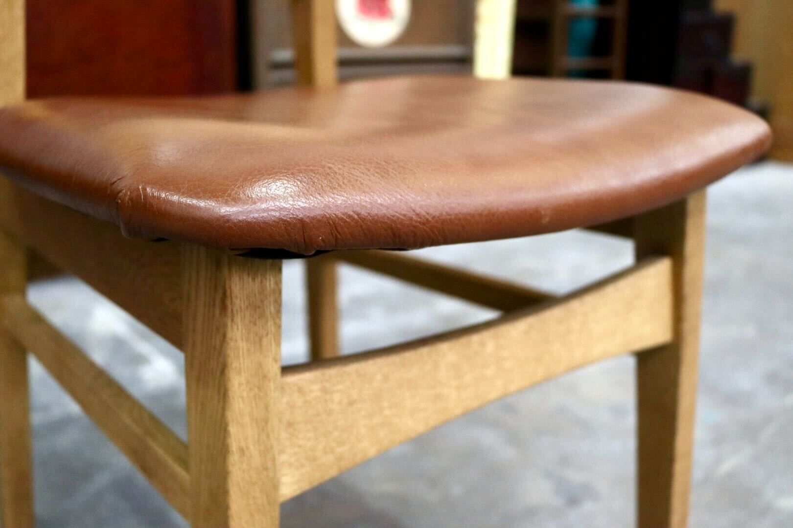 GMIK800○ダイニングチェア アームレスチェア 椅子 木製 本革 リペア済 国産家具 検)クラッシュゲート パッドチェア