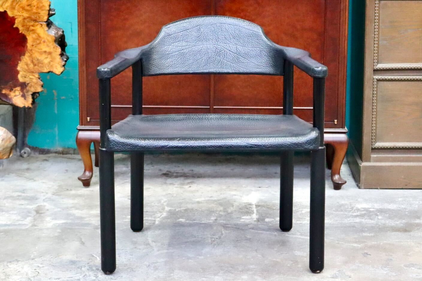 GMIS471D○レオナルド アームチェア ブラック スイス デザイナーズ家具 チェア 椅子 INTER-DECOR取扱い 検）Cassina Strassle Collection