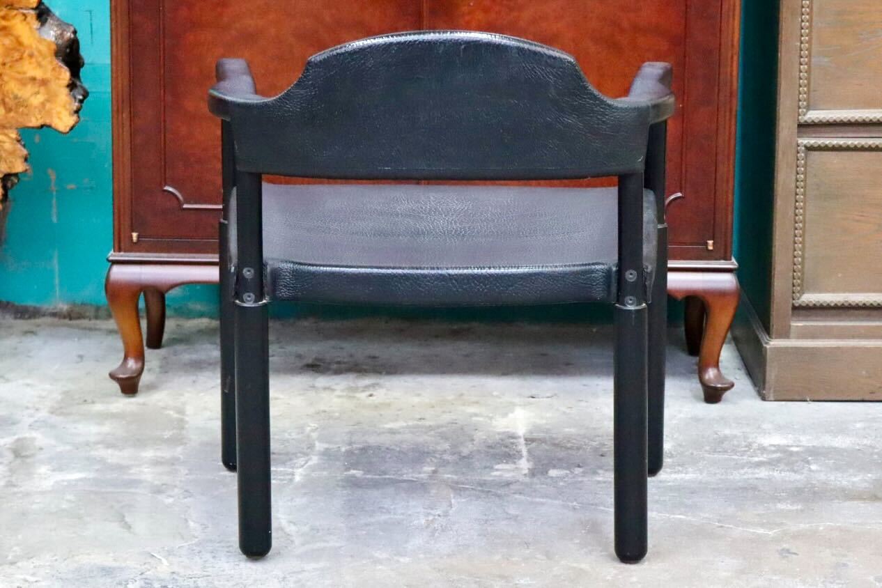 GMIS471D○レオナルド アームチェア ブラック スイス デザイナーズ家具 チェア 椅子 INTER-DECOR取扱い 検）Cassina Strassle Collection