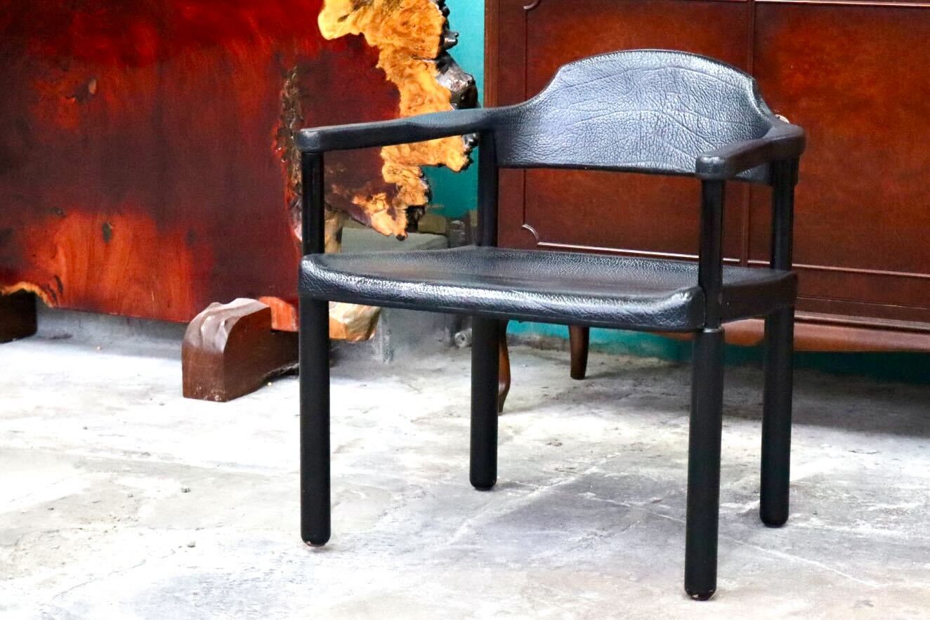 GMIS471H○レオナルド アームチェア ブラック スイス デザイナーズ家具 チェア 椅子 INTER-DECOR取扱い 検）Cassina Strassle Collection