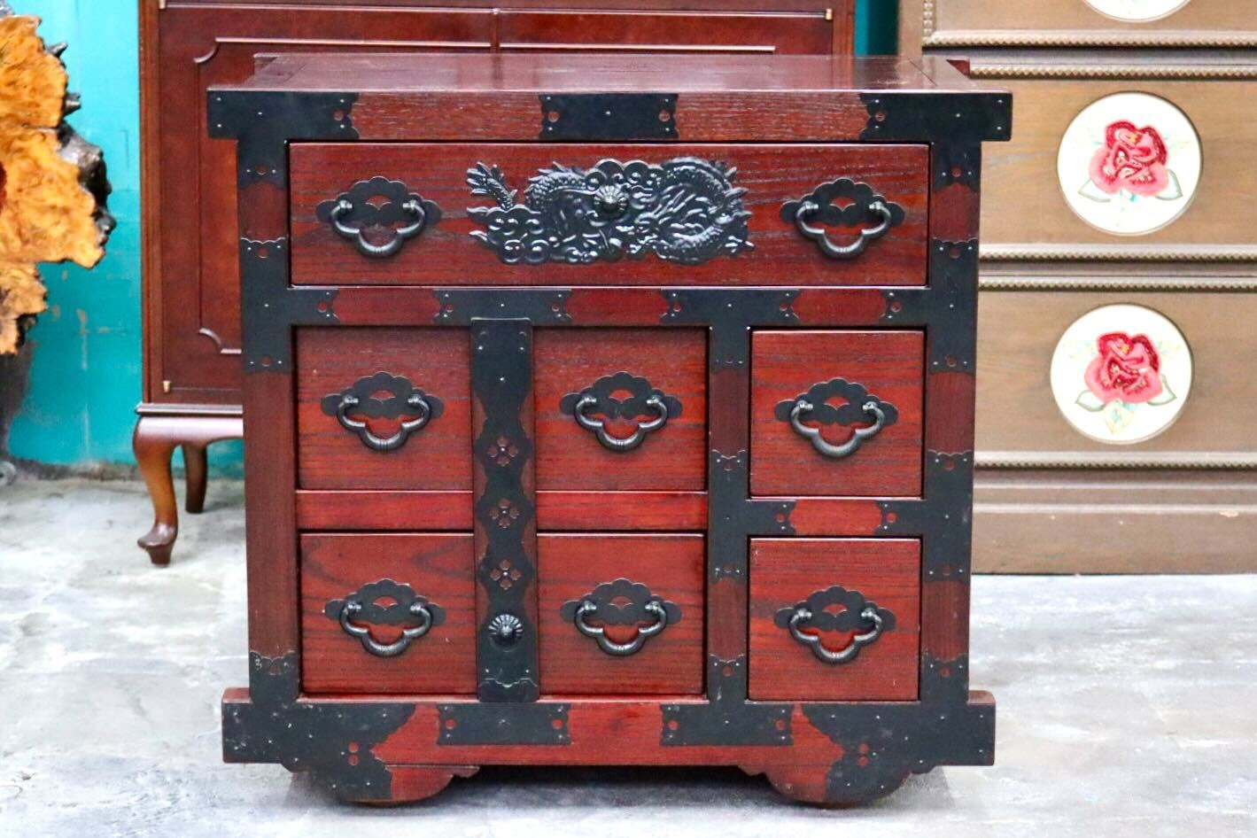 GMIK813○車箪笥 チェスト 時代箪笥 民芸箪笥 和箪笥 収納棚 閂錠 キャスター 引き出し 戸棚 和家具 無垢材 レトロ アンティーク