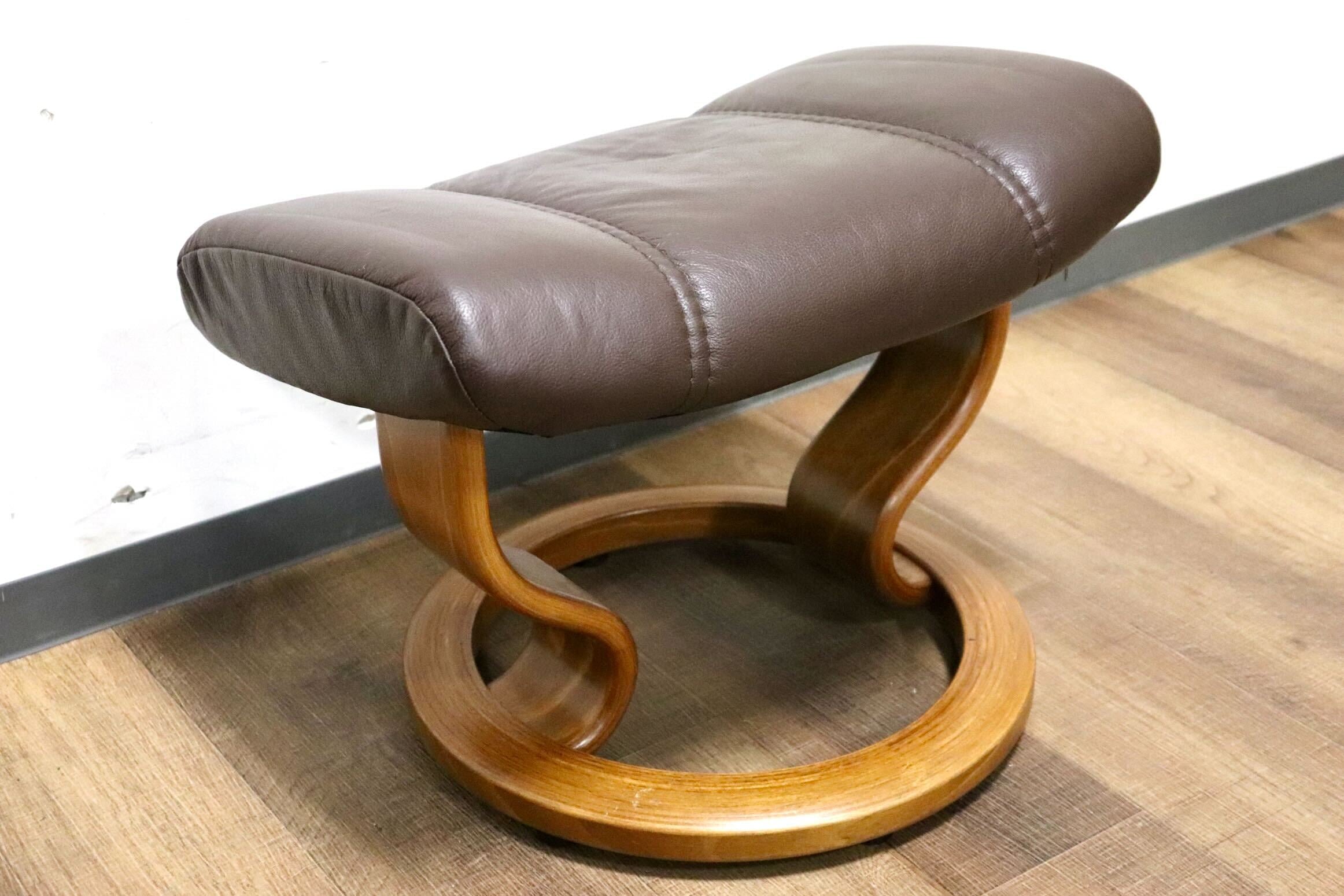 GMHK203○EKORNES / エコーネス オットマン フットスツール 腰掛け 足置き 本革 ブラウン 北欧 ノルウェー