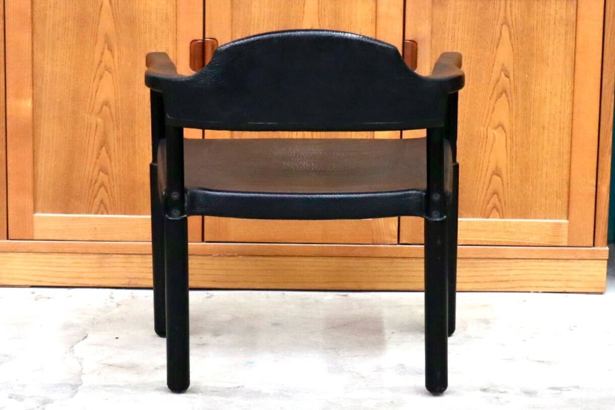 GMIS471K○レオナルド アームチェア ブラック スイス デザイナーズ家具 チェア 椅子 INTER-DECOR取扱い 検）Cassina Strassle Collection