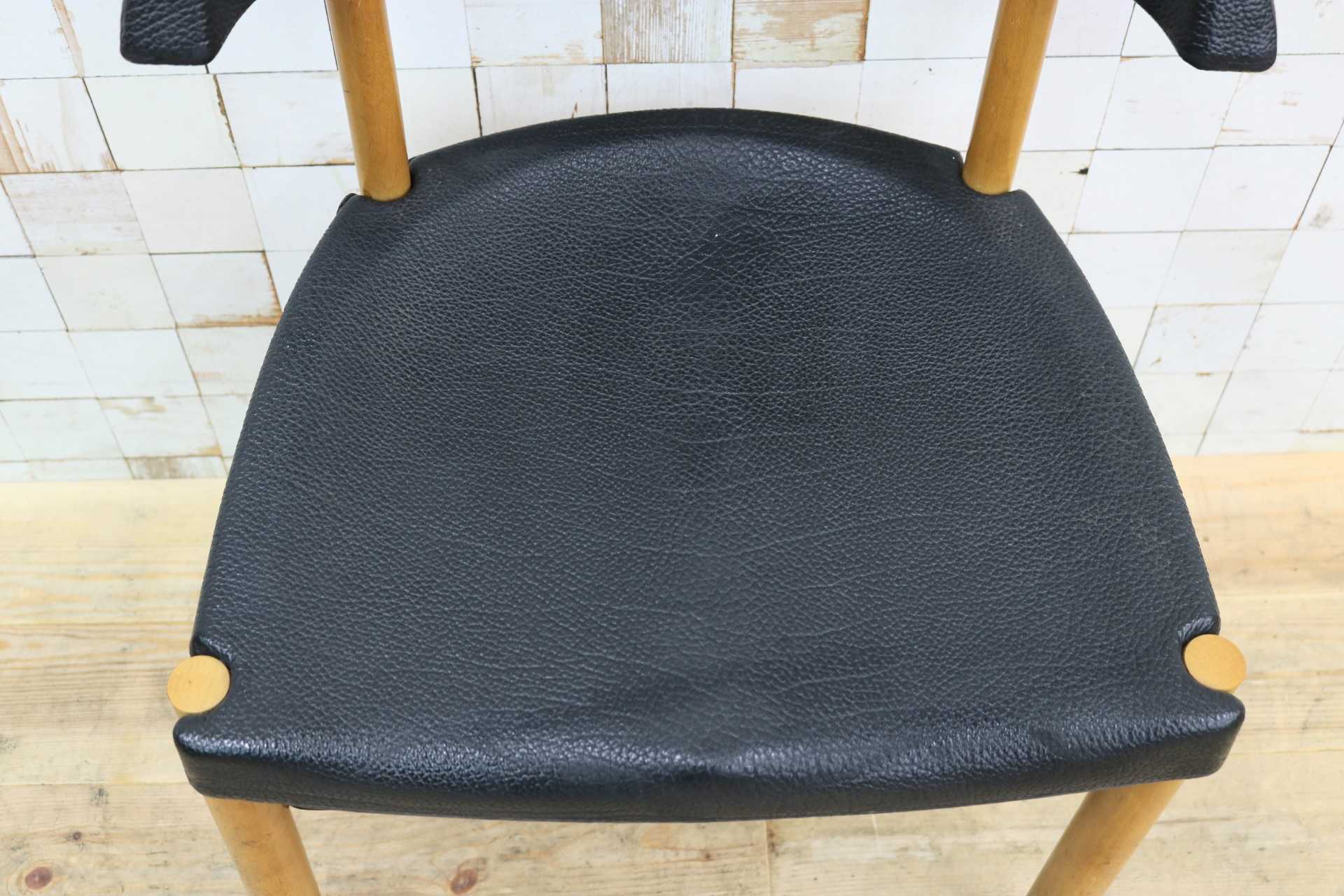 GMIN7N〇Cassina / カッシーナ レオナルドチェア ダイニングチェア Strassle collection社 スイス 椅子 ブラック 北欧スタイル モダン