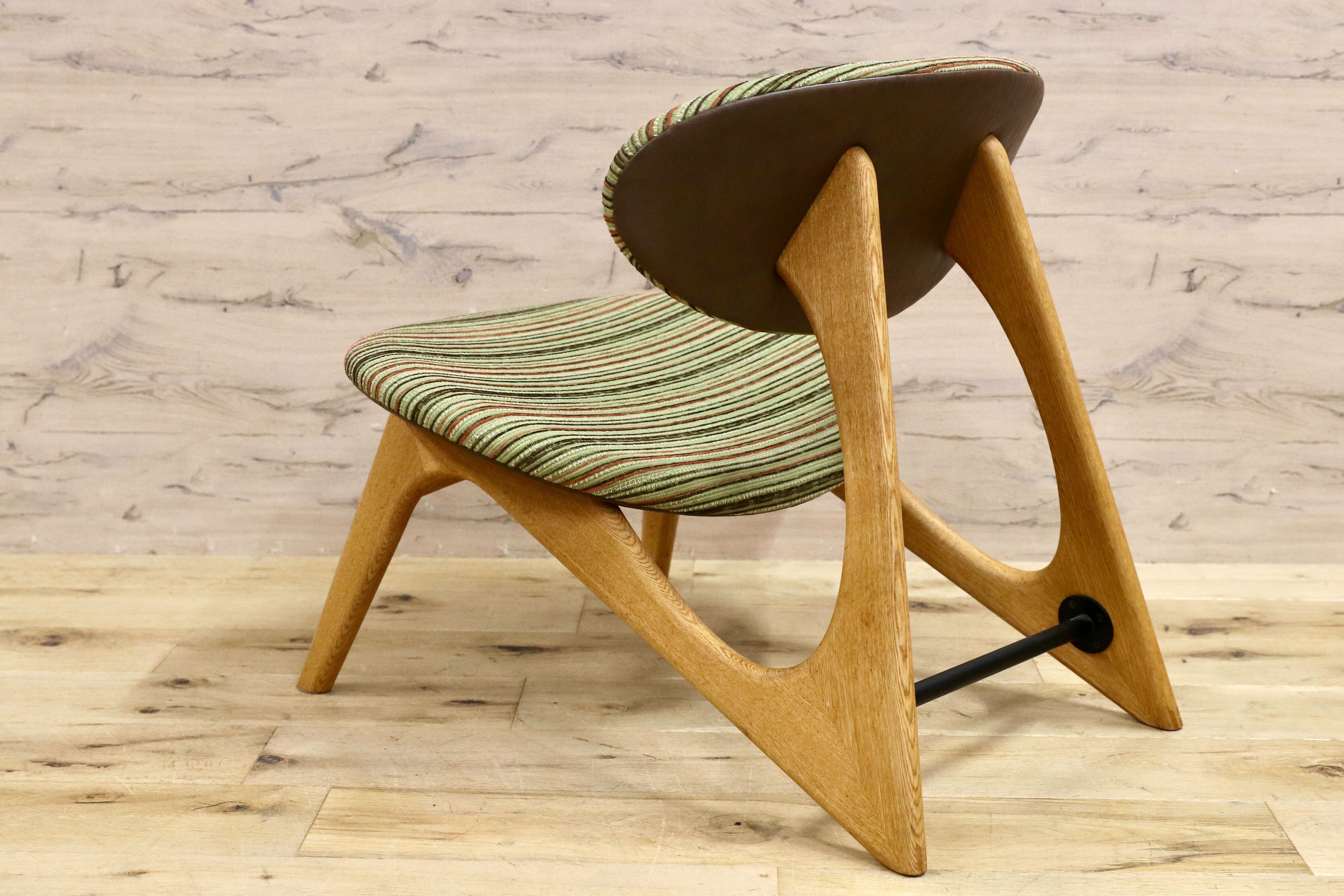 GMHK466○wedge / ウェッジ ロースツール 低座椅子 オーク材 北欧スタイル 椅子 チェア 検）天童木工 モリシゲ カリモク マルニ