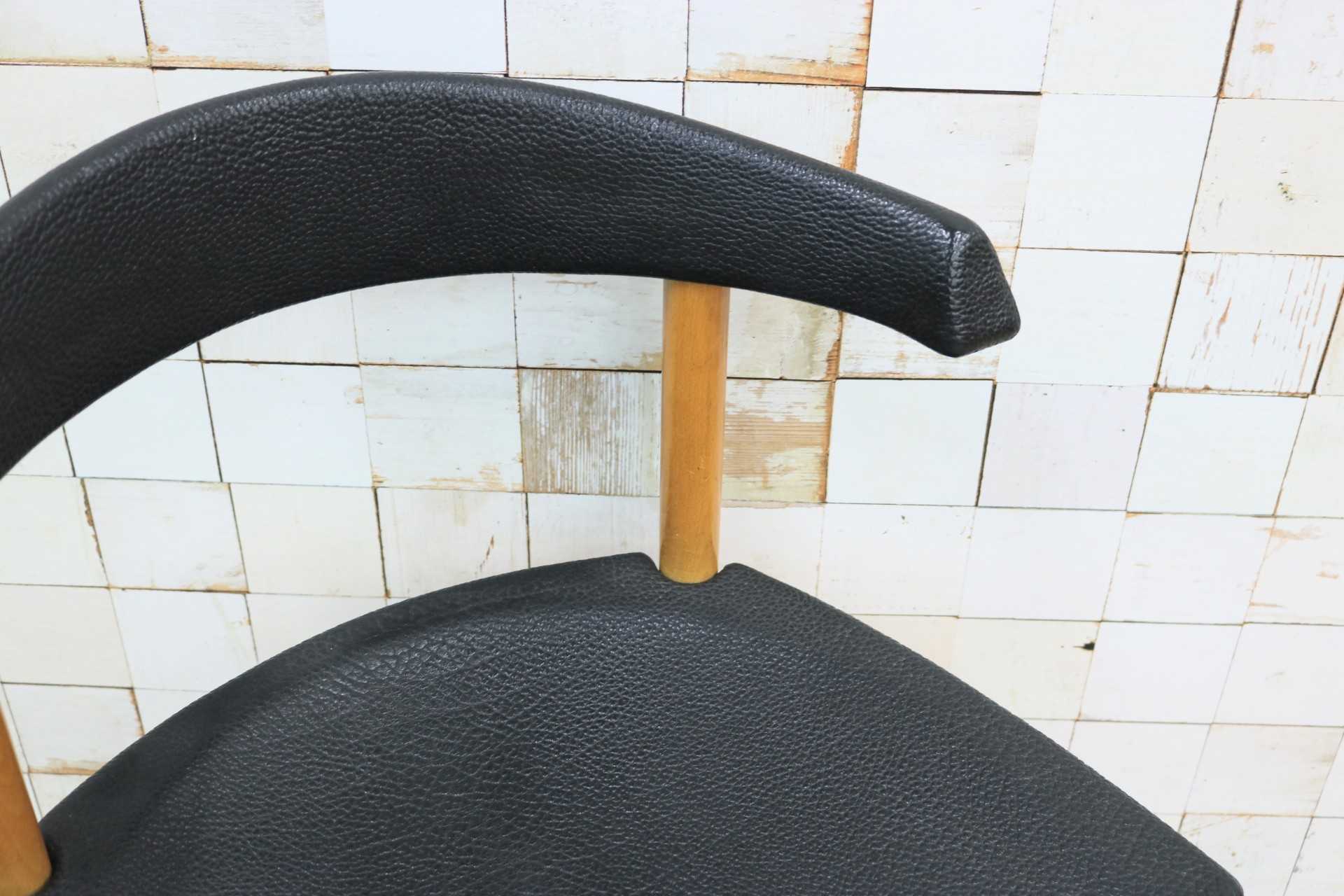 GMIN7O〇Cassina / カッシーナ レオナルドチェア ダイニングチェア Strassle collection社 スイス 椅子 ブラック 北欧スタイル モダン
