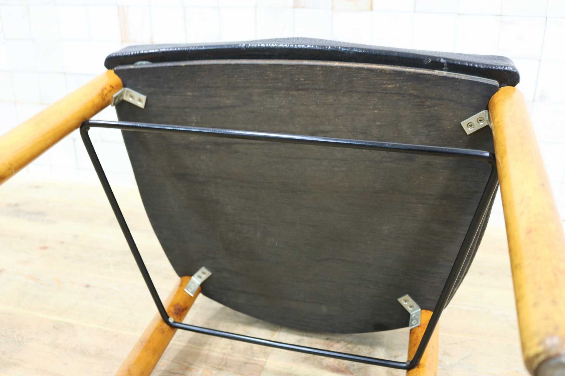 GMIN7O〇Cassina / カッシーナ レオナルドチェア ダイニングチェア Strassle collection社 スイス 椅子 ブラック 北欧スタイル モダン
