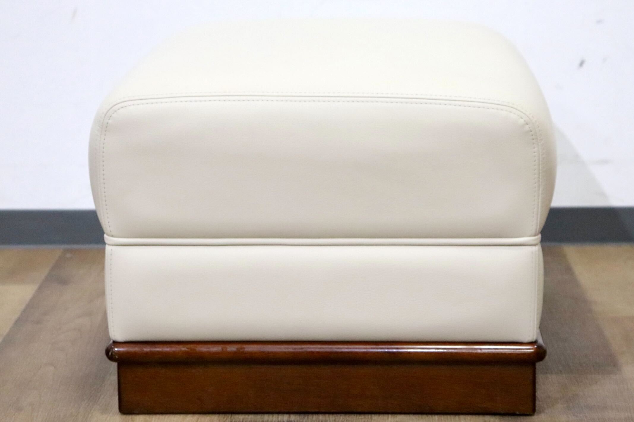 GMHN309C○モリシゲ / MORISHIGE オットマン フットスツール GMHN309C○モリシゲ / MORISHIGE オットマン フットスツール 腰掛け 足