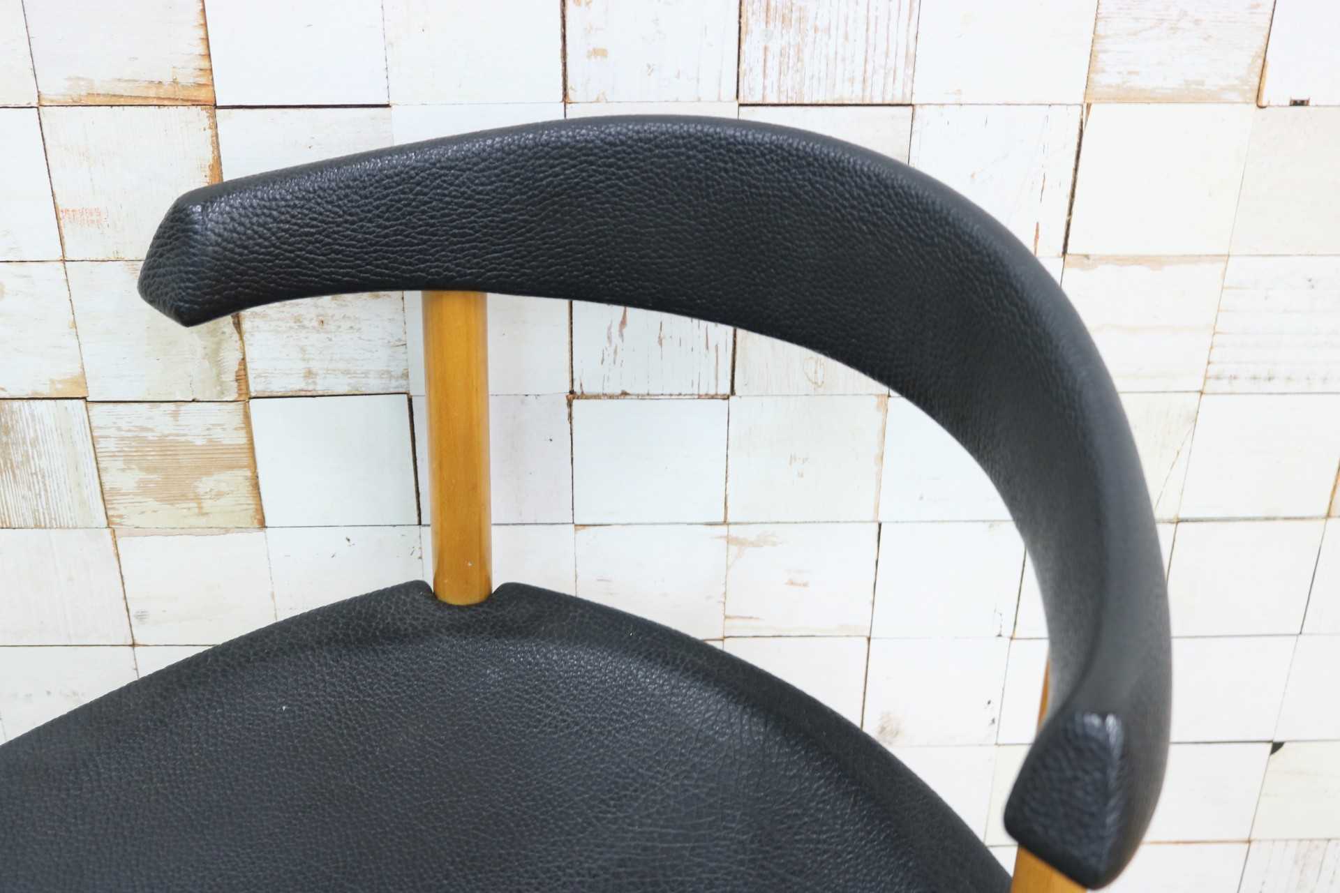 GMIN7Q〇Cassina / カッシーナ レオナルドチェア ダイニングチェア Strassle collection社 スイス 椅子 ブラック 北欧スタイル モダン