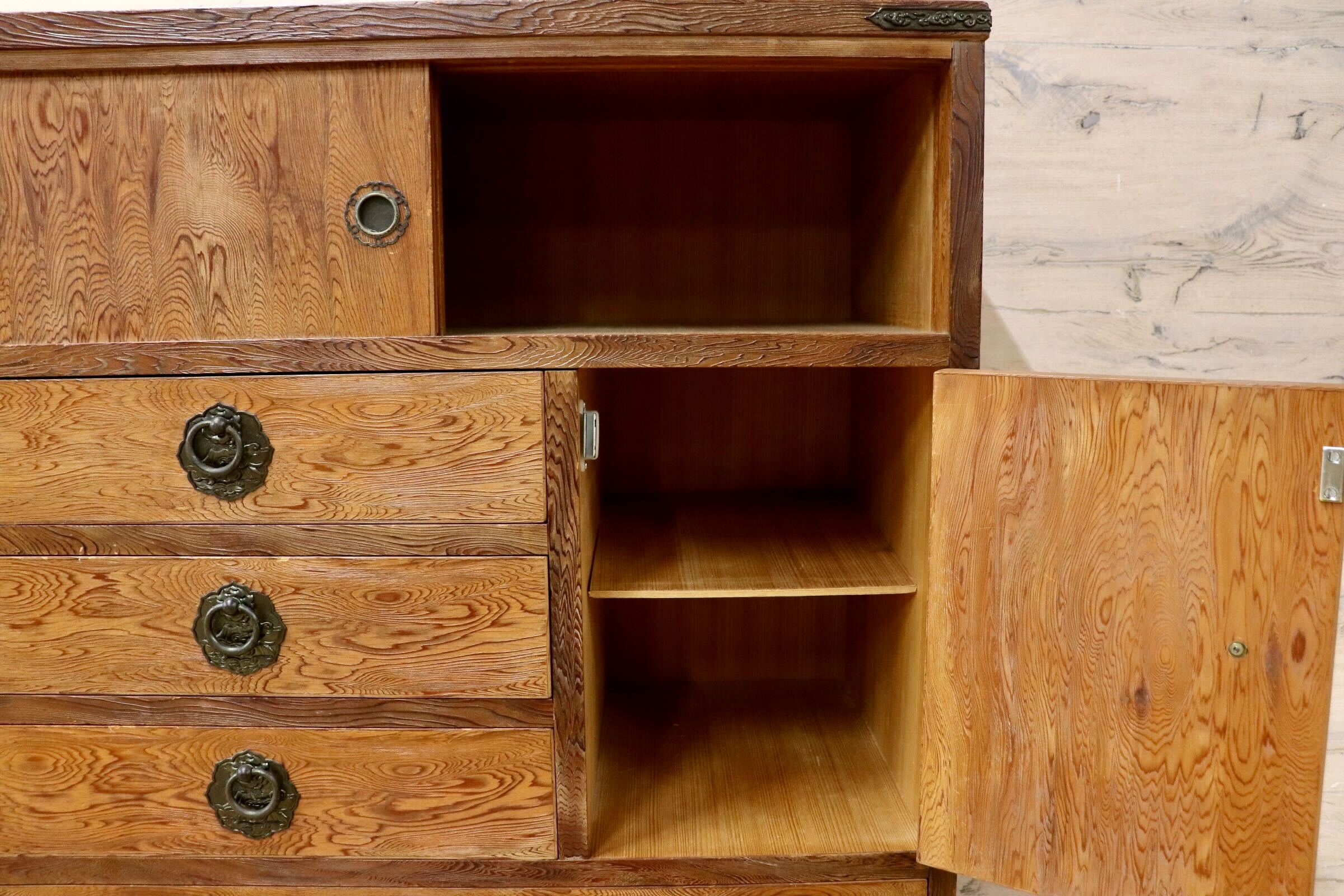 GMIH315○世界遺産屋久杉 和箪笥 茶箪笥 引き出し収納 鍵付き 和家具 伝統工芸 和モダン 和室 座敷 古民家 レトロ アンティーク