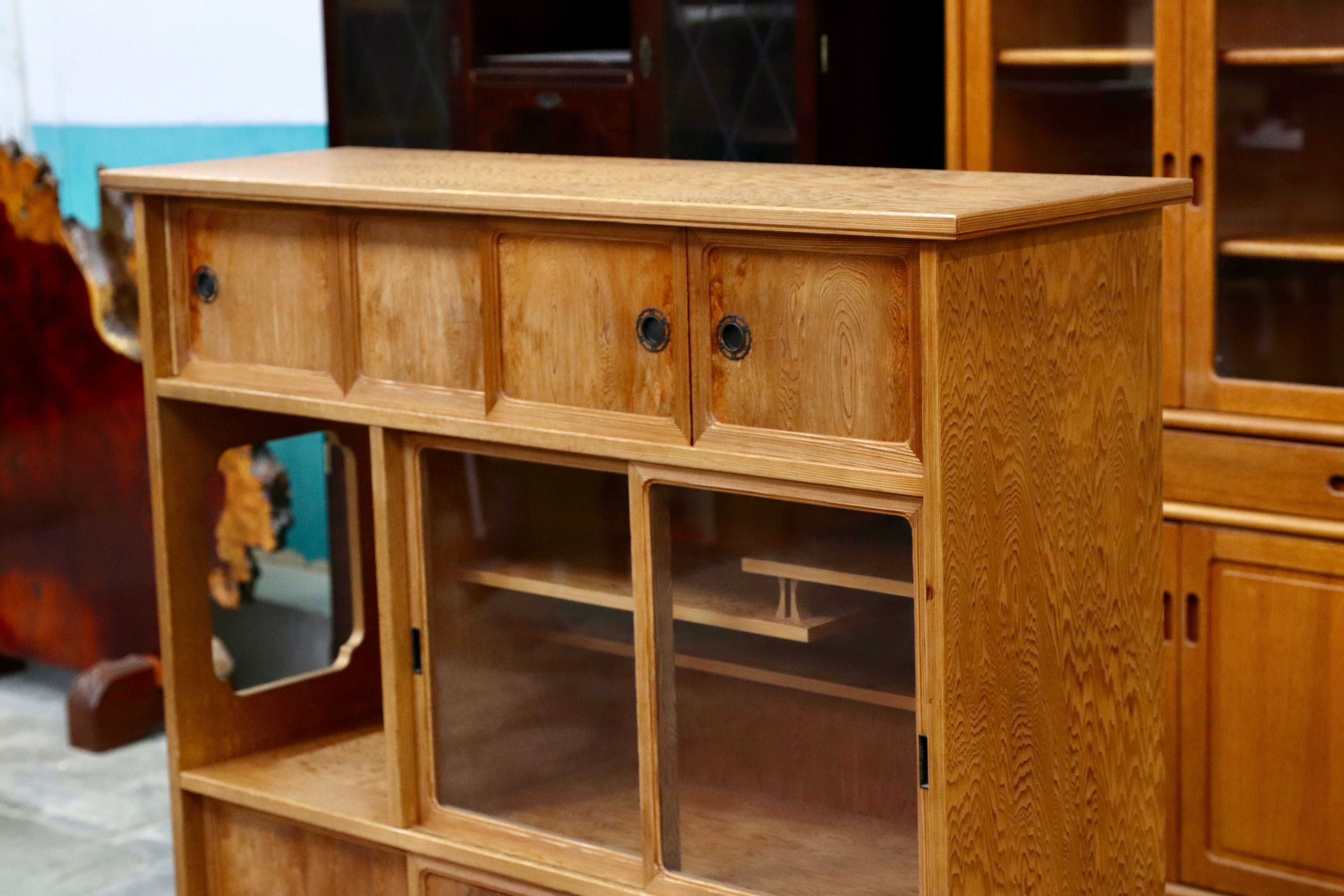 GMIK551○世界遺産屋久杉 茶棚 飾り棚 サイドボード リビングボード 和家具