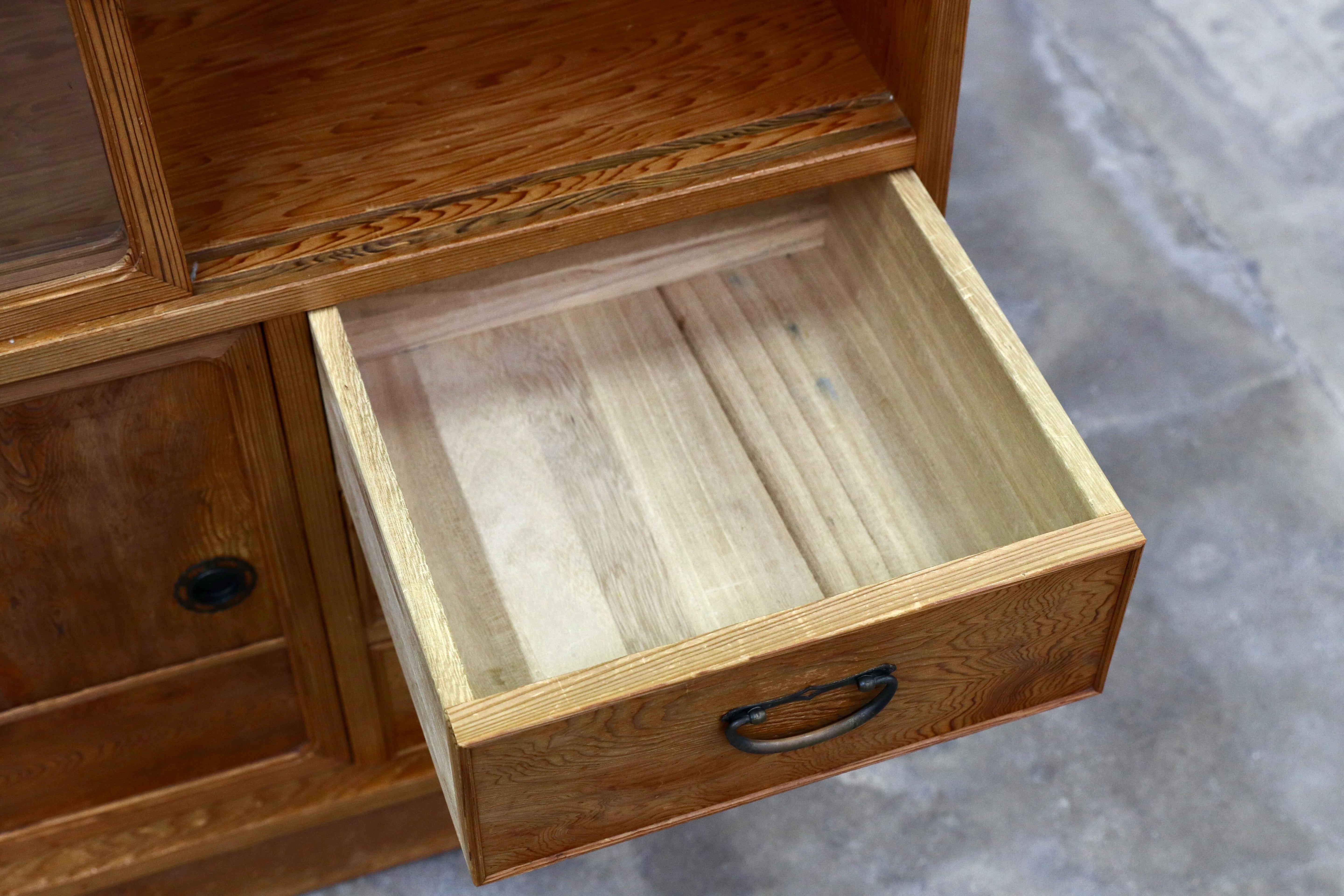 GMIK551○世界遺産屋久杉 茶棚 飾り棚 サイドボード リビングボード 和家具