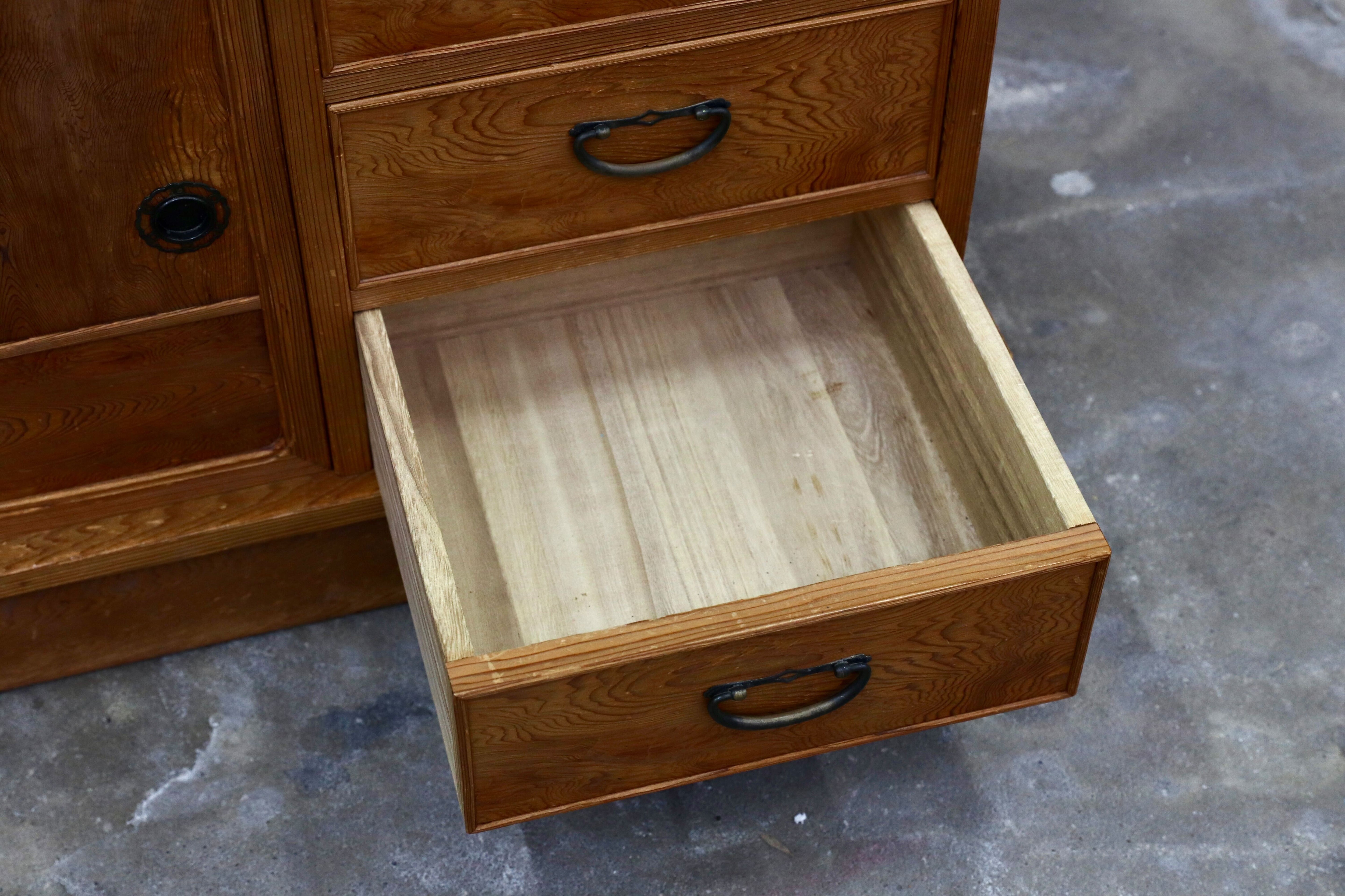 GMIK551○世界遺産屋久杉 茶棚 飾り棚 サイドボード リビングボード 和家具