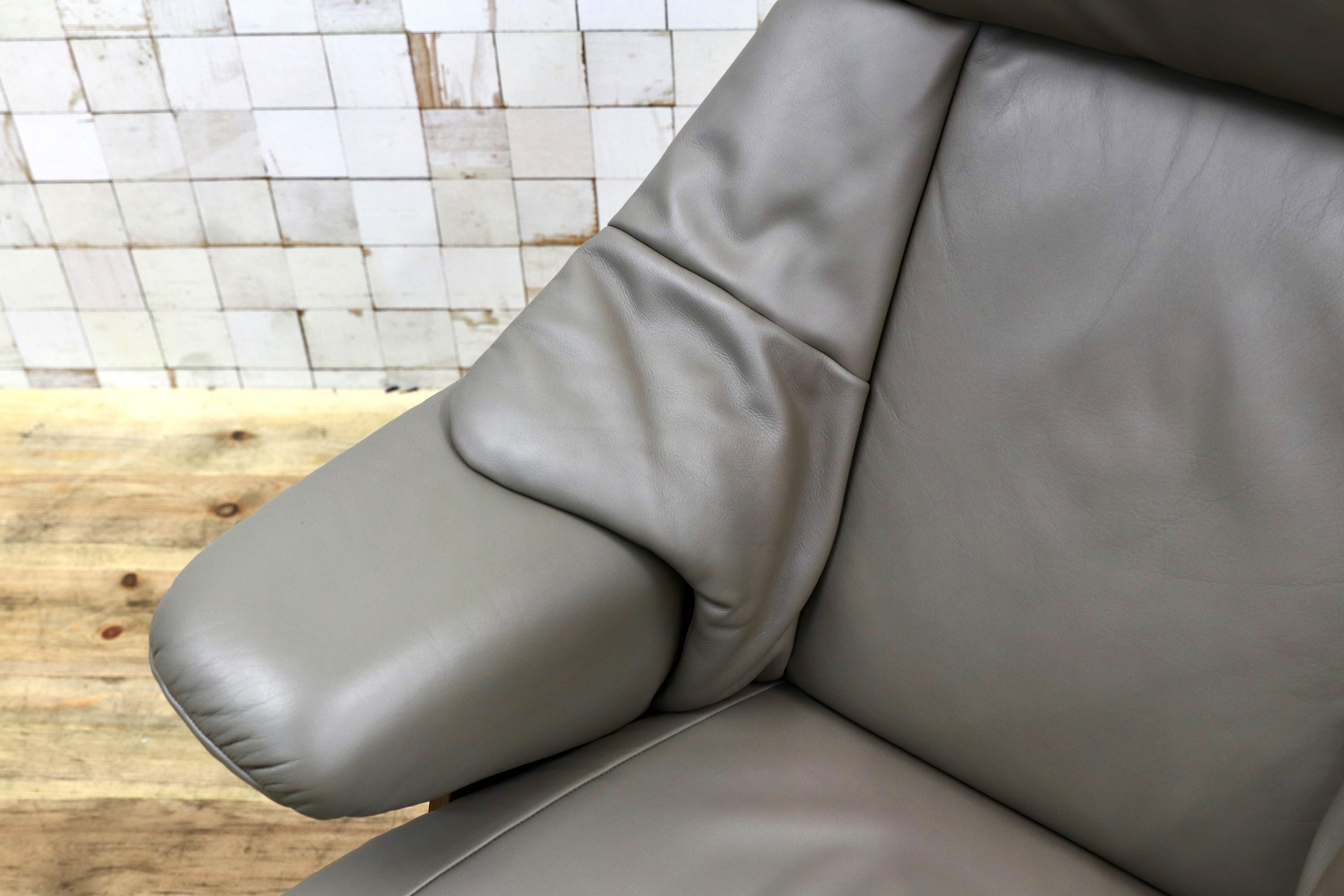 GMIK545○karimoku / カリモク THE FRIST ザファースト リクライニングチェア パーソナルチェア 本革 グレー RU7350 定価33.66万