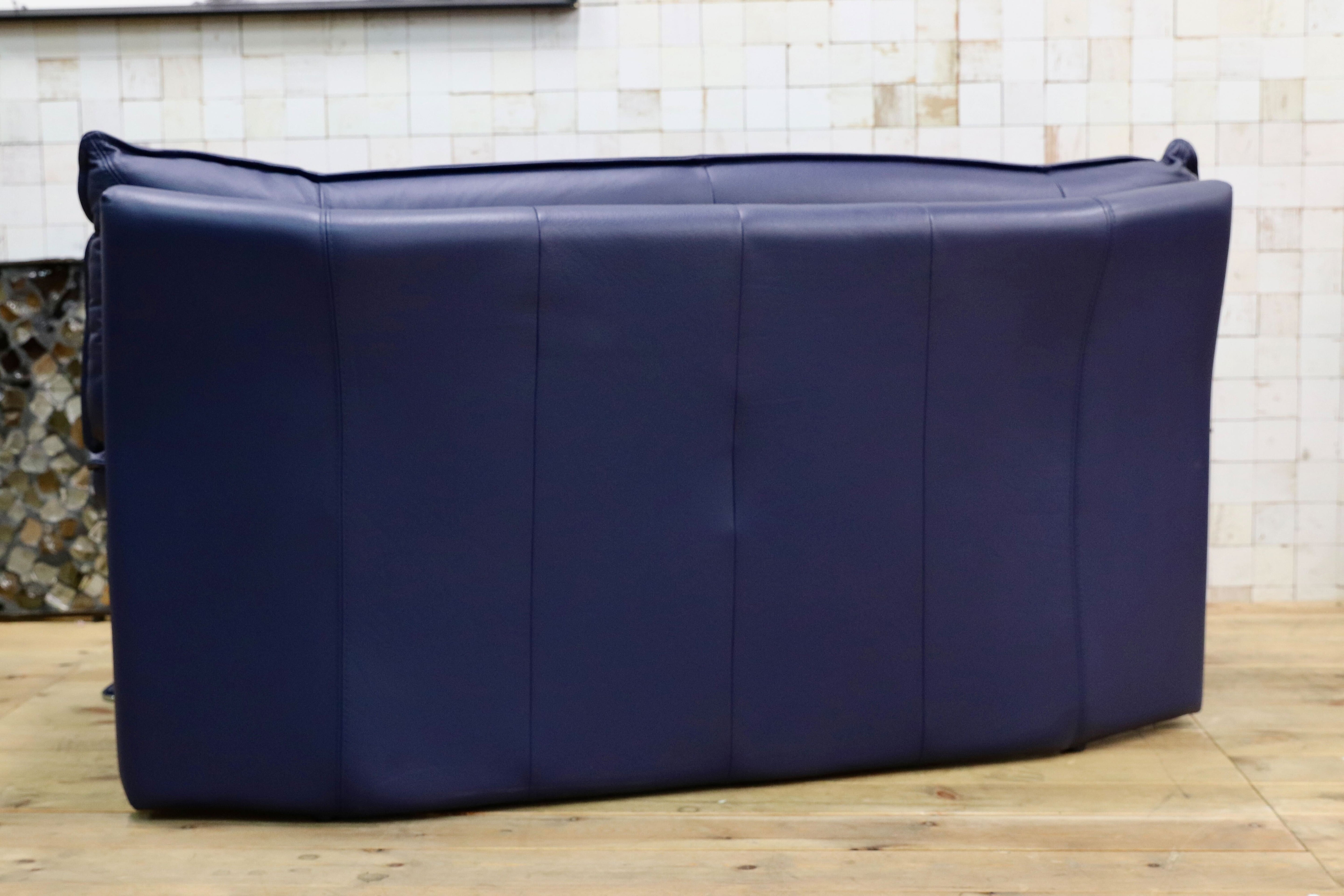 GMIS276A○NICOLETTI / ニコレッティ Dream 2人掛けソファ ラブソファ ブルー 2シーター イタリアモダン 約50万 本革 レザー