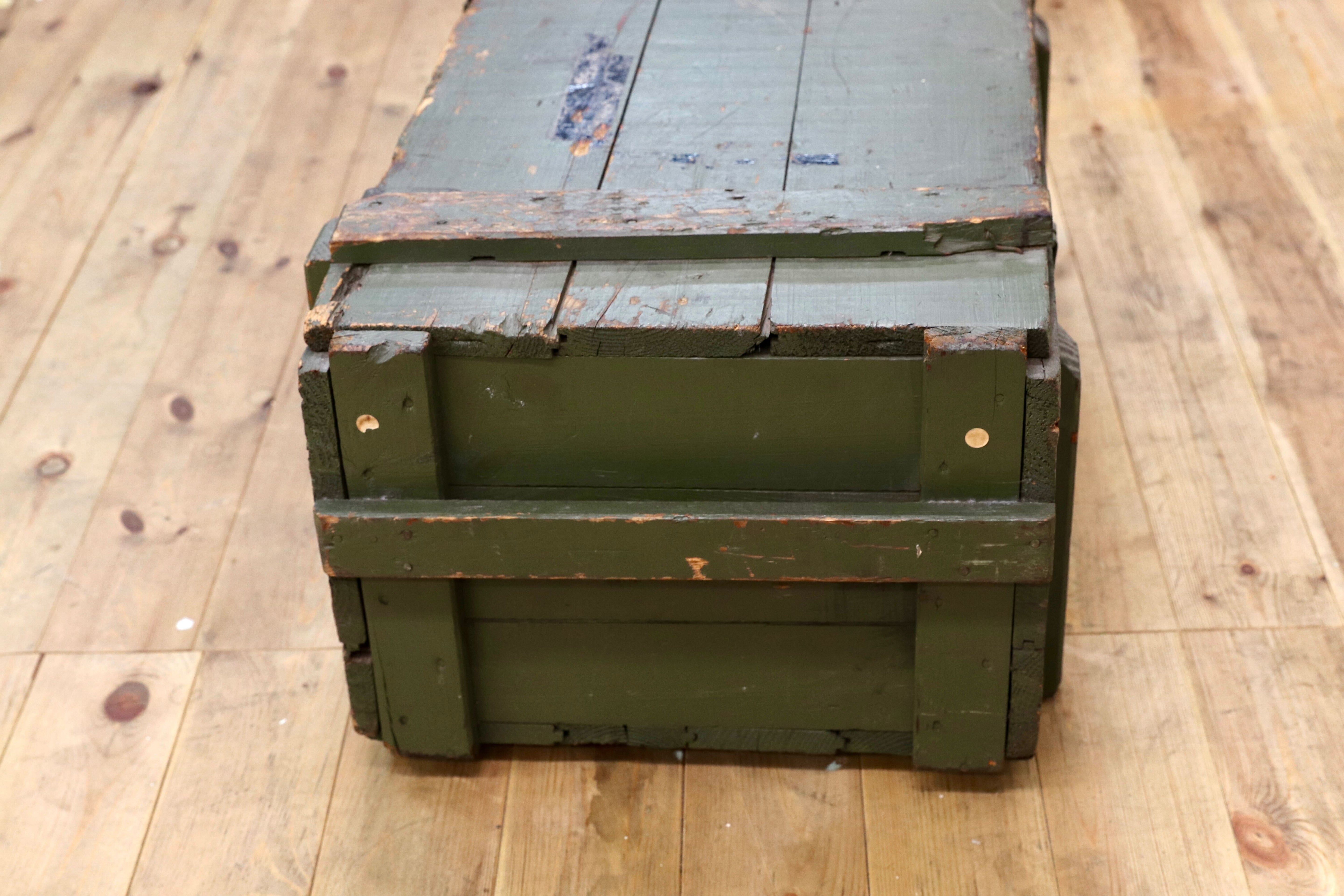 GMIK544○ミリタリー アンモボックス 弾薬庫 アンティーク ボックス 店舗什器 オブジェ