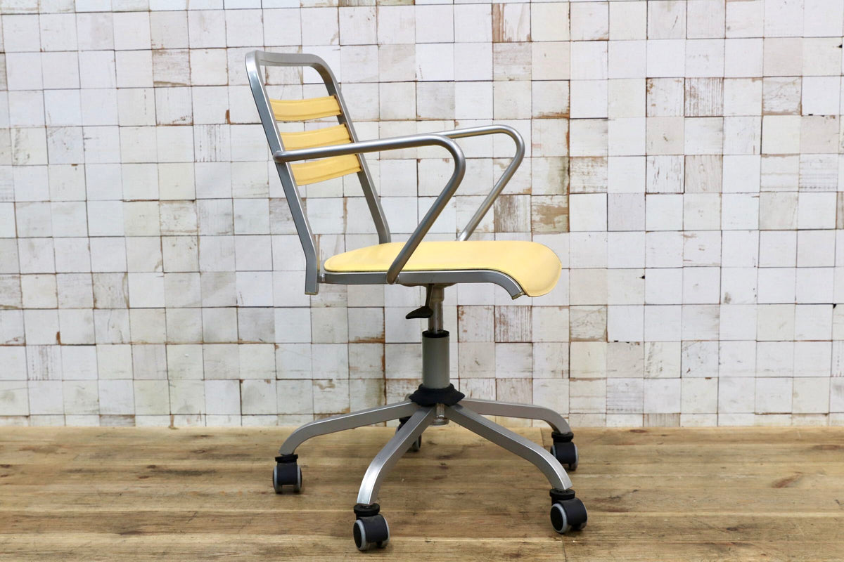 GMJK409○Calligaris/カリガリス デスクチェア オフィスチェア アームチェア レザー イエロー メタルフレーム 昇降式 イタリア製