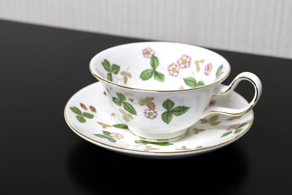 GMJH332AK◯WEDGWOOD / ウェッジウッド WILD STRAWBERRY ワイルドストロベリー カップ&ソーサー マグカップ デザートプレート 西洋