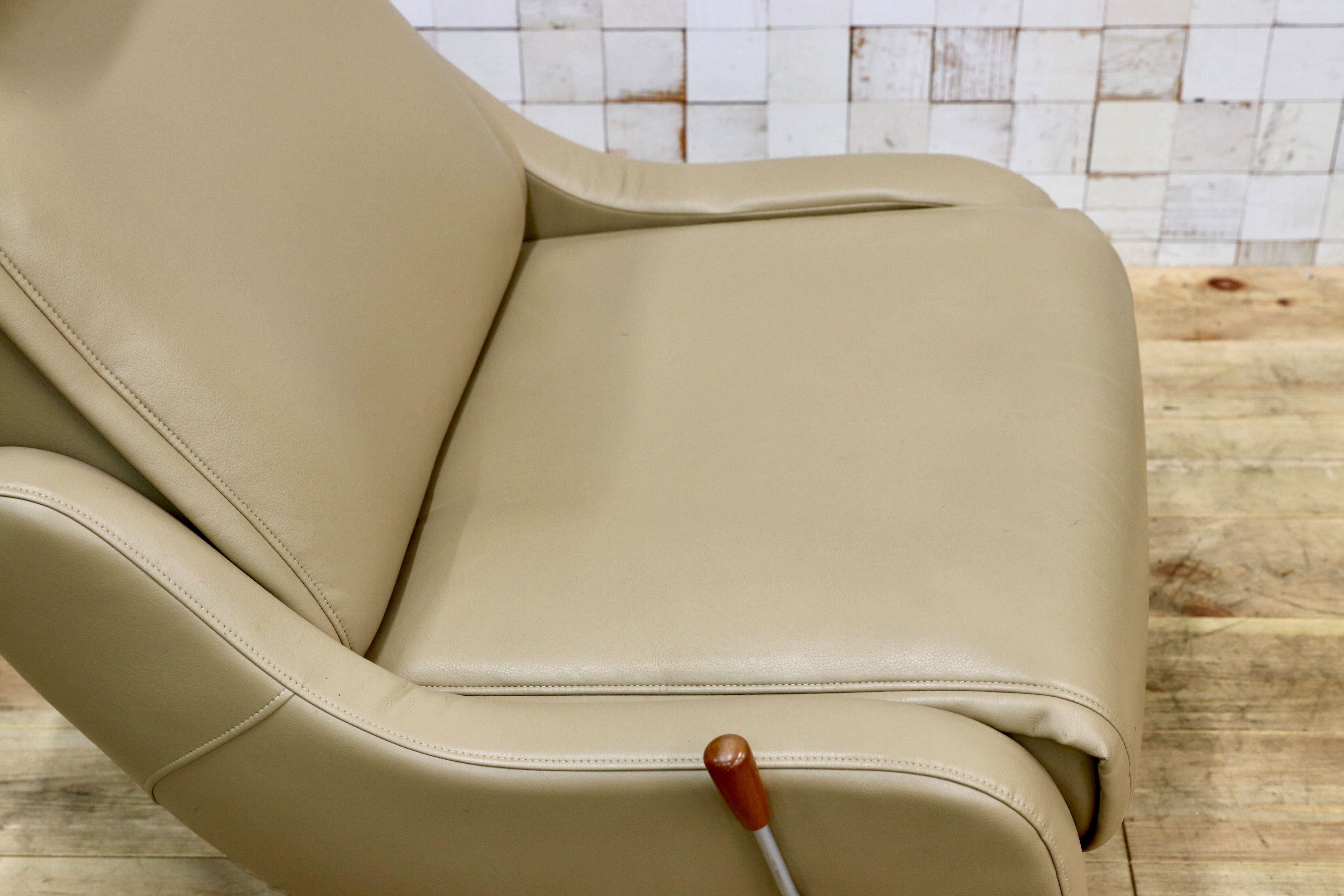 GMEH2O○karimoku / カリモク リクライニングチェア パーソナルチェア 1人掛け シングルソファ 回転椅子 ソフトレザー 合皮