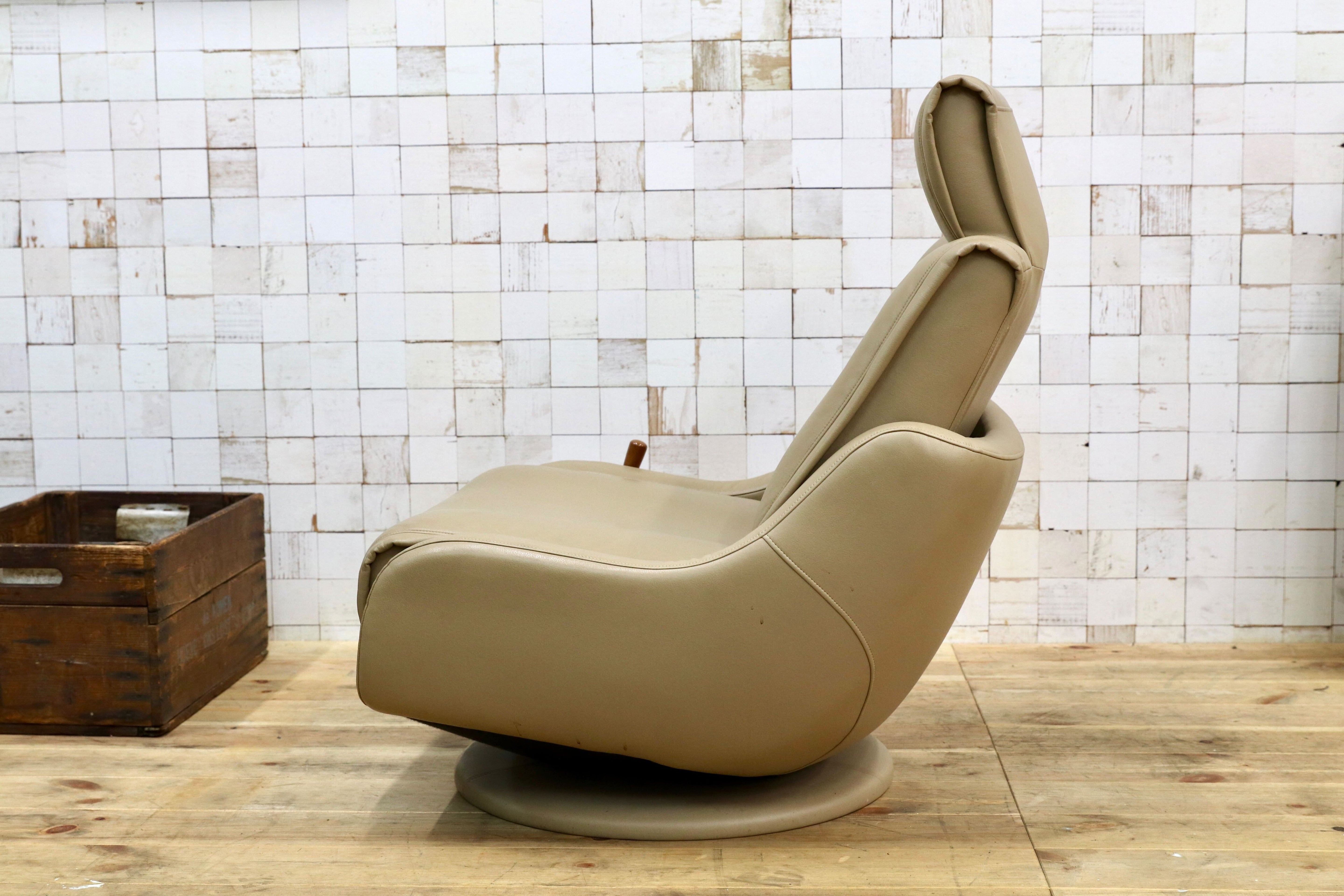 GMEH2P○karimoku / カリモク リクライニングチェア パーソナルチェア 1人掛け シングルソファ 回転椅子 ソフトレザー 合皮