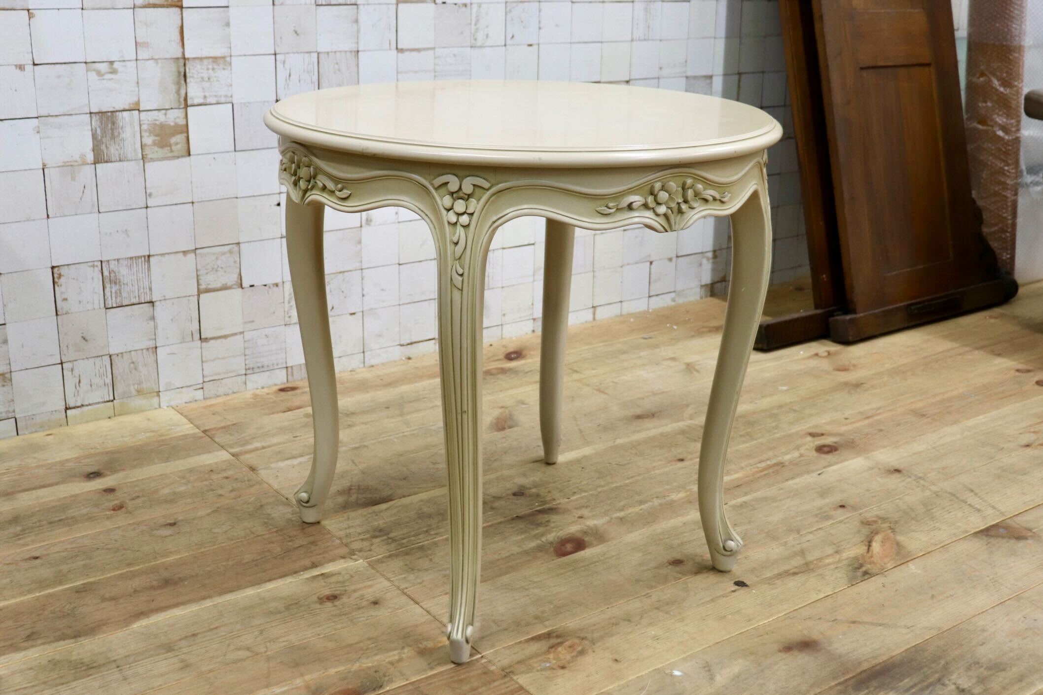 GMIK876B〇domani / ドマーニ サイドテーブル コーヒーテーブル 飾り台 花台 猫脚 クラシック アンティーク調 カリモク 丸型 ラウンド