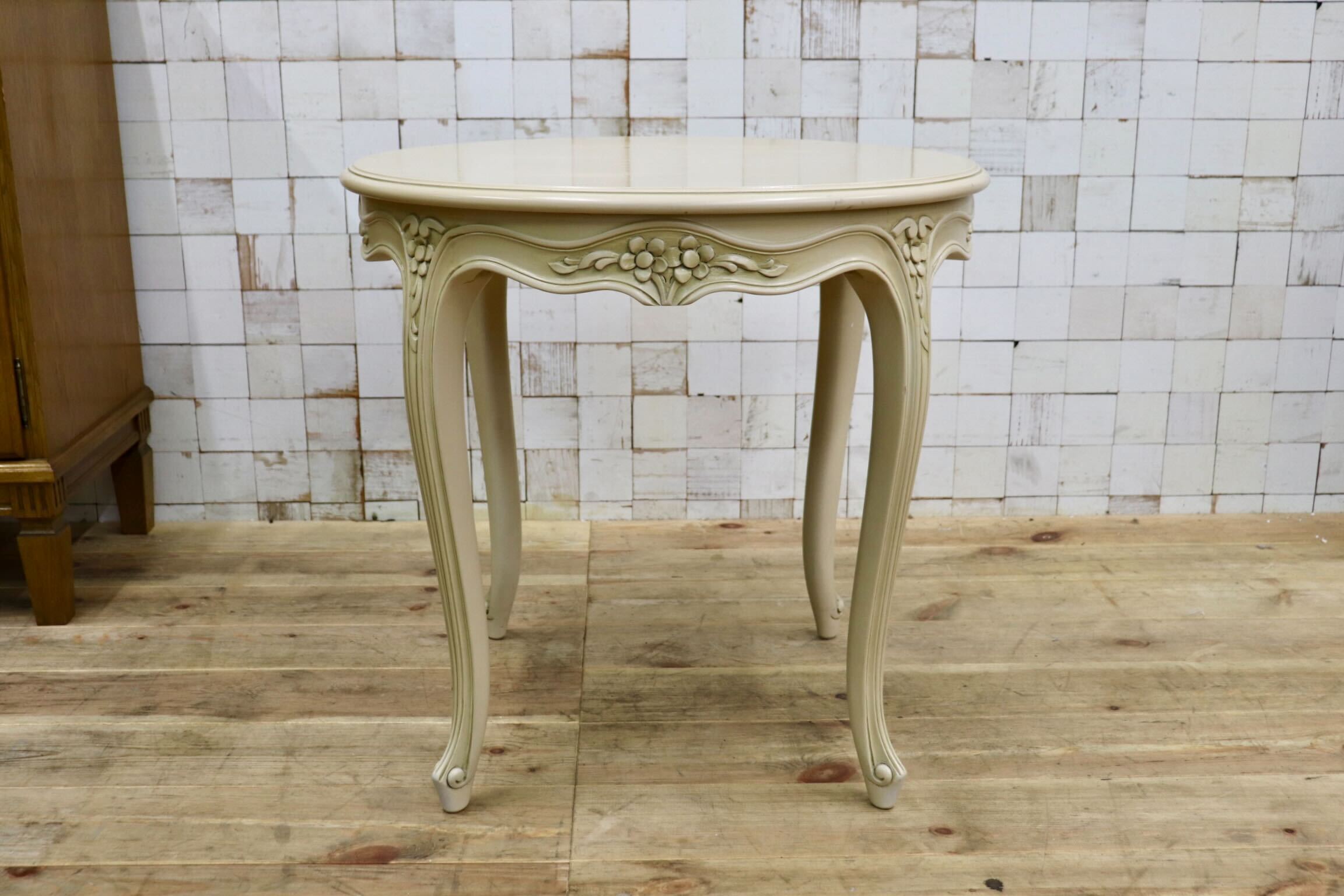 GMIK876B〇domani / ドマーニ サイドテーブル コーヒーテーブル 飾り台 花台 猫脚 クラシック アンティーク調 カリモク 丸型 ラウンド