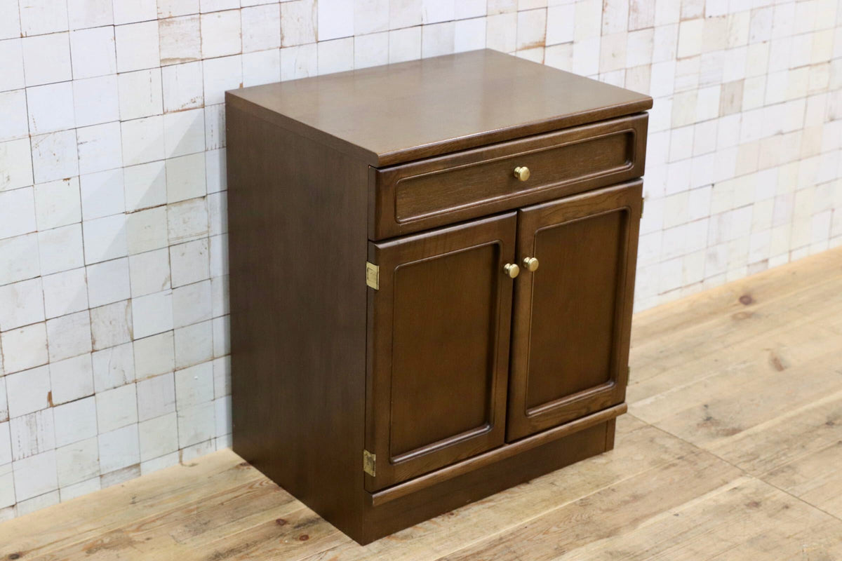 GMJS269B○karimoku / カリモク コロニアル キャビネット サイドキャビネット 電話台 収納家具 国産家具 クラシック ヴィンテージ