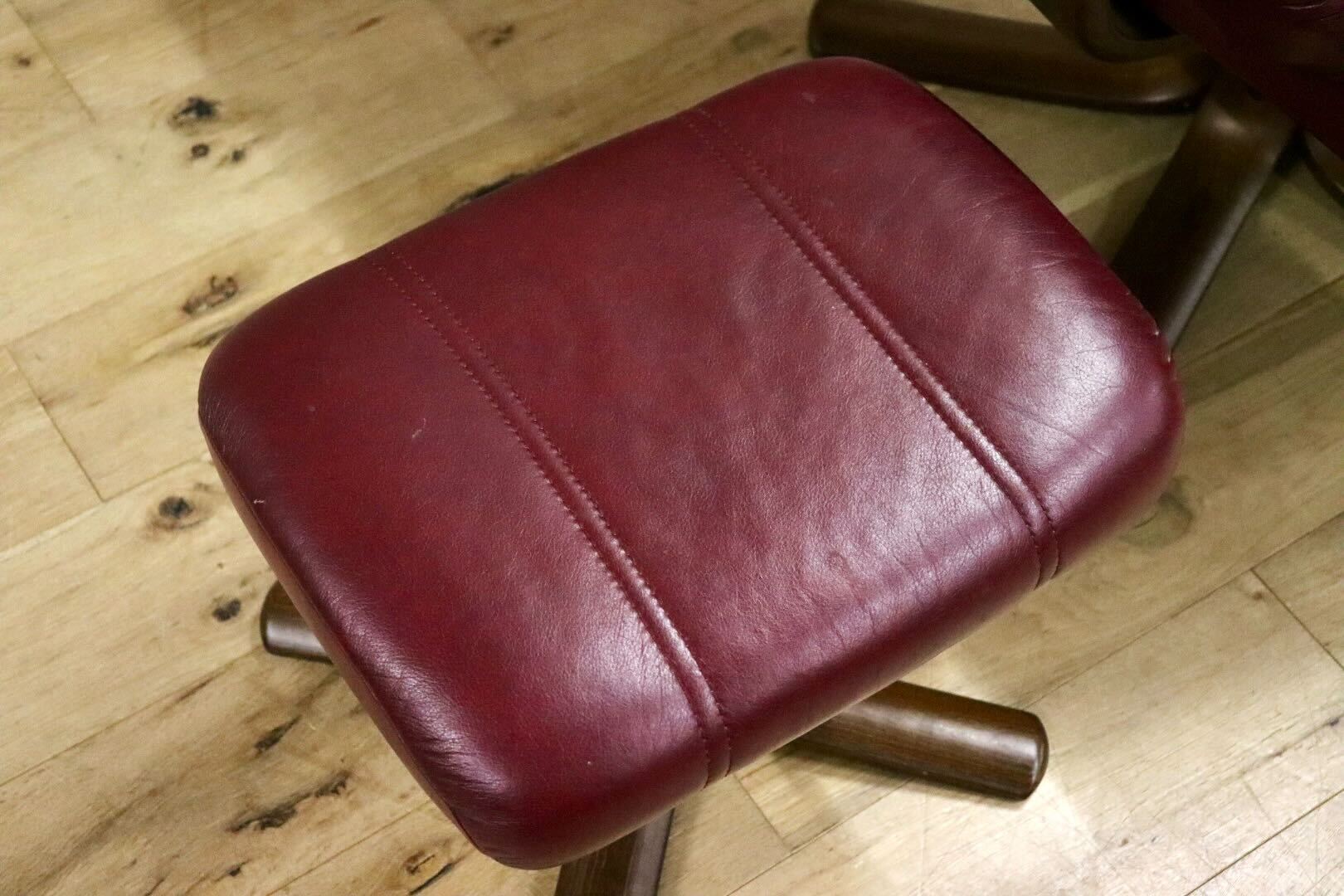 GMIS277○HOVEMOBLER A/S リクライニングチェア パーソナルチェア 回転椅子 フットスツール 本革 臙脂色 ノルウェー 検）エコーネス