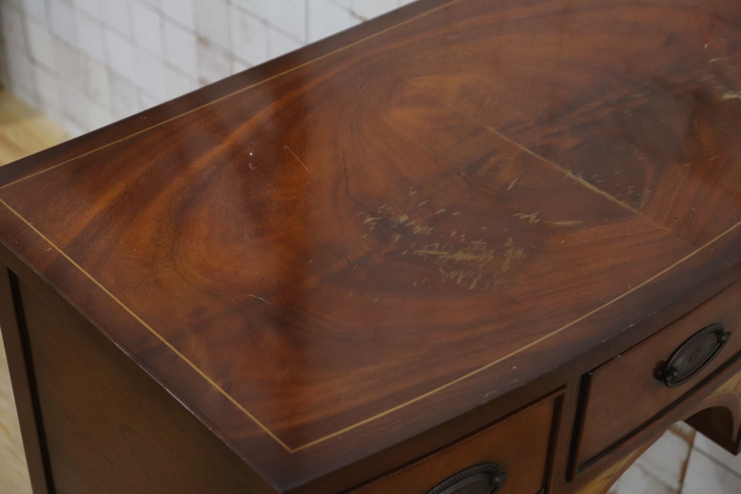 GMIK874〇Charles Barr / チャールズ・バー イギリス アンティーク サイドテーブル 収納 英国 クラシック 木製 机 デスク 飾り台