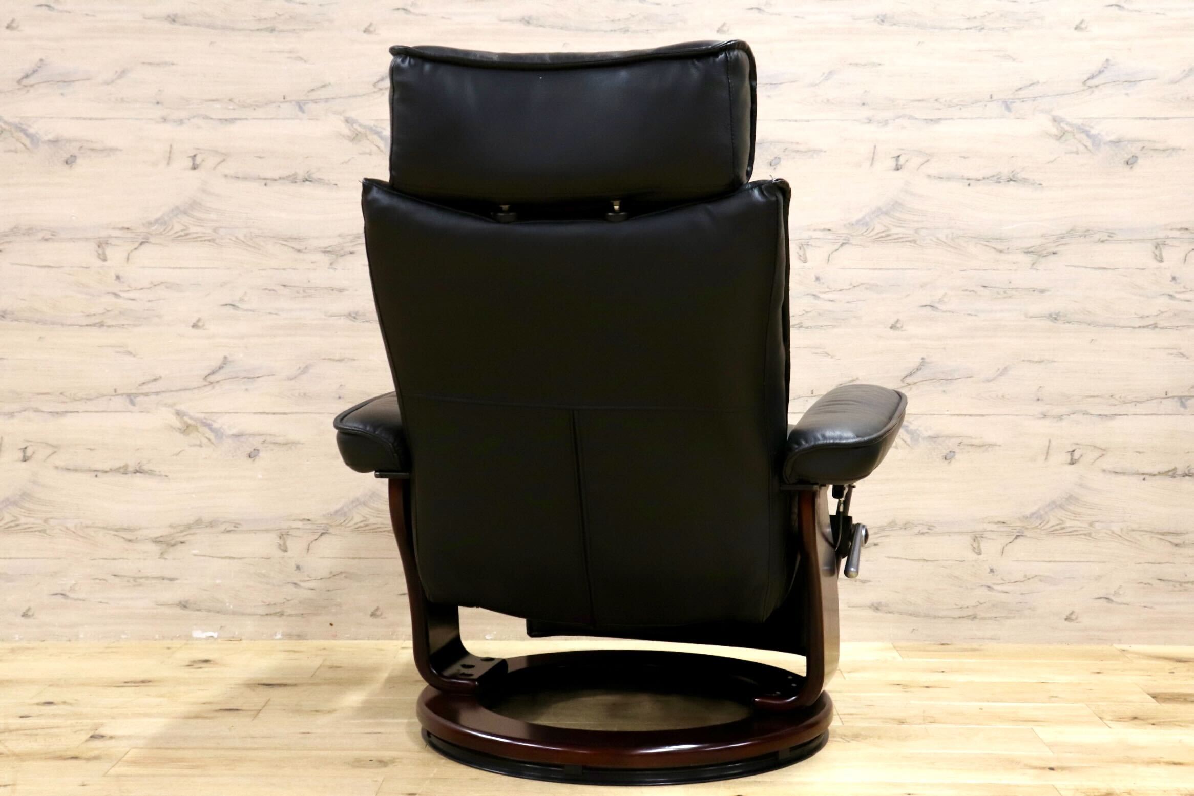GMIH203○新城家具 カペラ パーソナルチェア リクライニングチェア ブラック 前革 シングルソファ 定価約9.7万 検）エコーネス