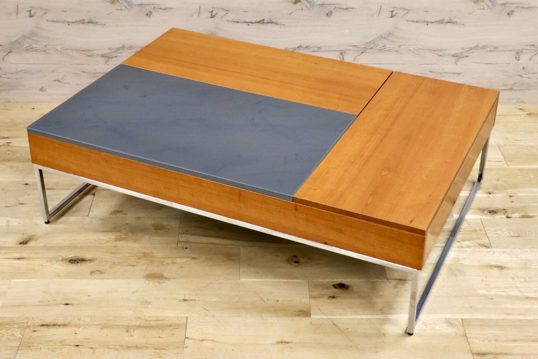 GMIK258○BoConcept / ボーコンセプト Chiva シーバ コーヒーテーブル 収納付 ウォールナット 北欧スタイル デンマーク モダン