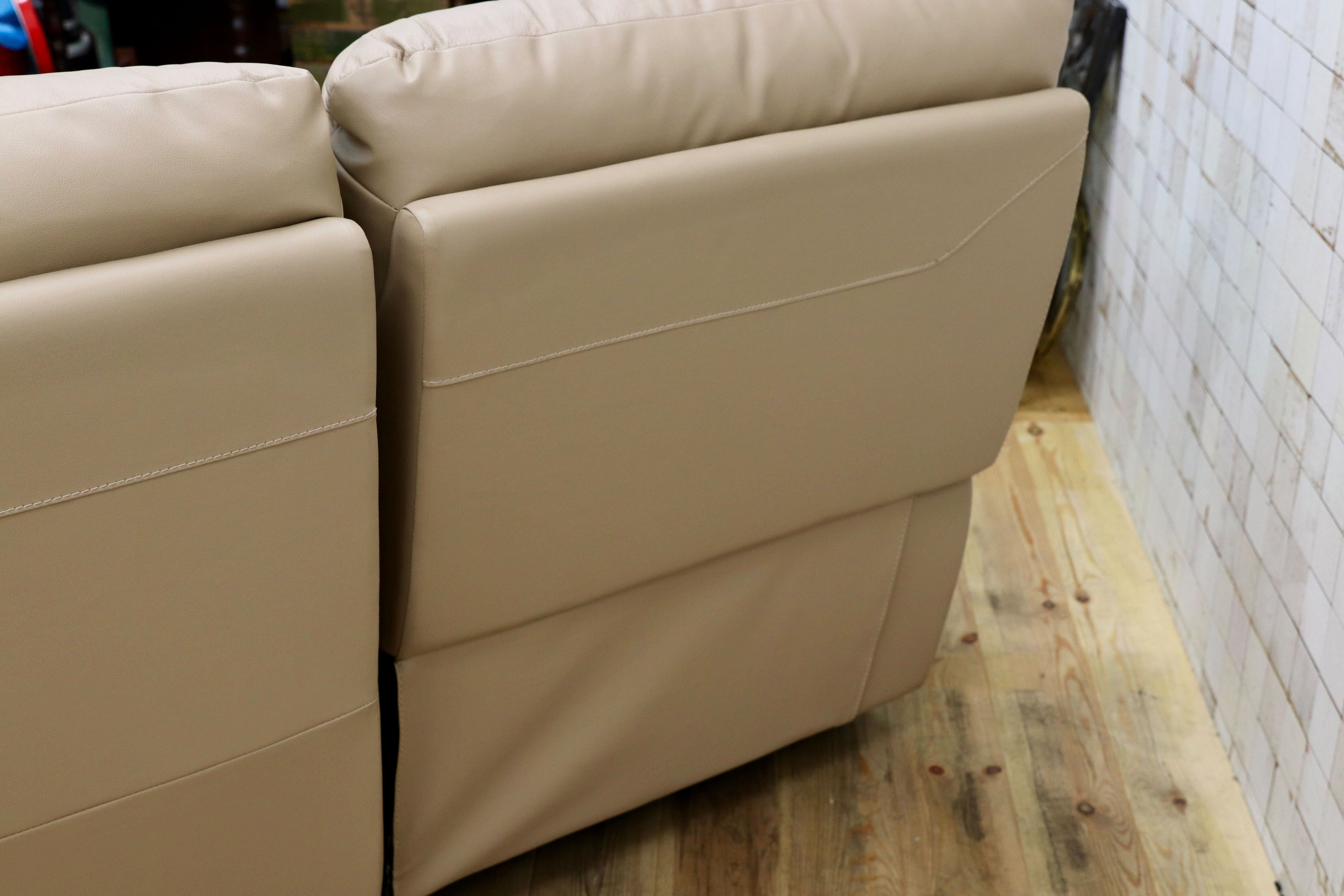 GMGK463○Leatherworld / レザーワールド 2人掛けソファ ラブソファ 連結 本革 ベージュ IDC大塚家具 2シーター 手動リクライニング