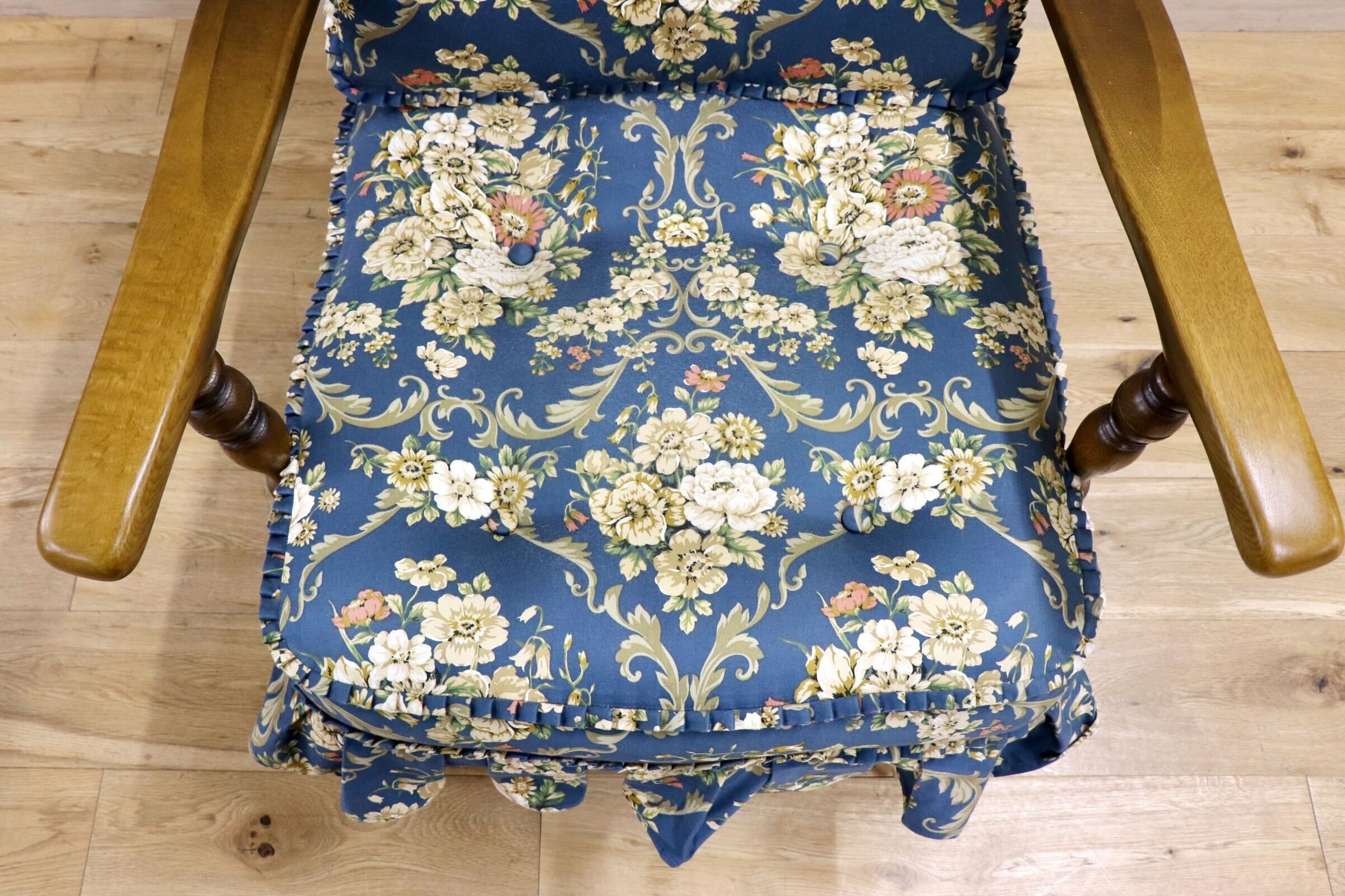 飛騨産業　アームチェア　花柄　キツツキ　穂高　一人掛けソファ GMJH64○飛騨産業 / HIDA キツツキ 穂高 アームチェア 1人掛けソファ
