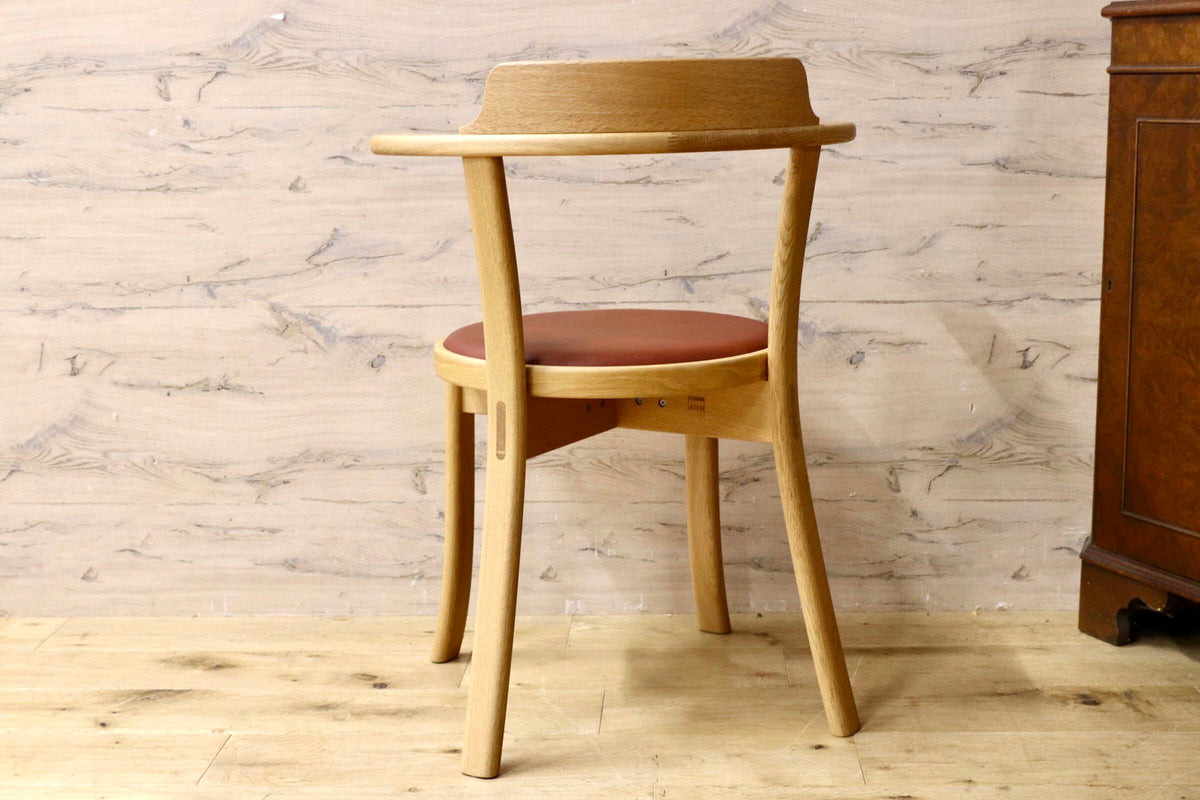 GMJS283○CONDE HOUSE / カンディハウス ルントオム ダイニングチェア 椅子 スチウレ・エング オーク材 本革 国産家具 定価約9万