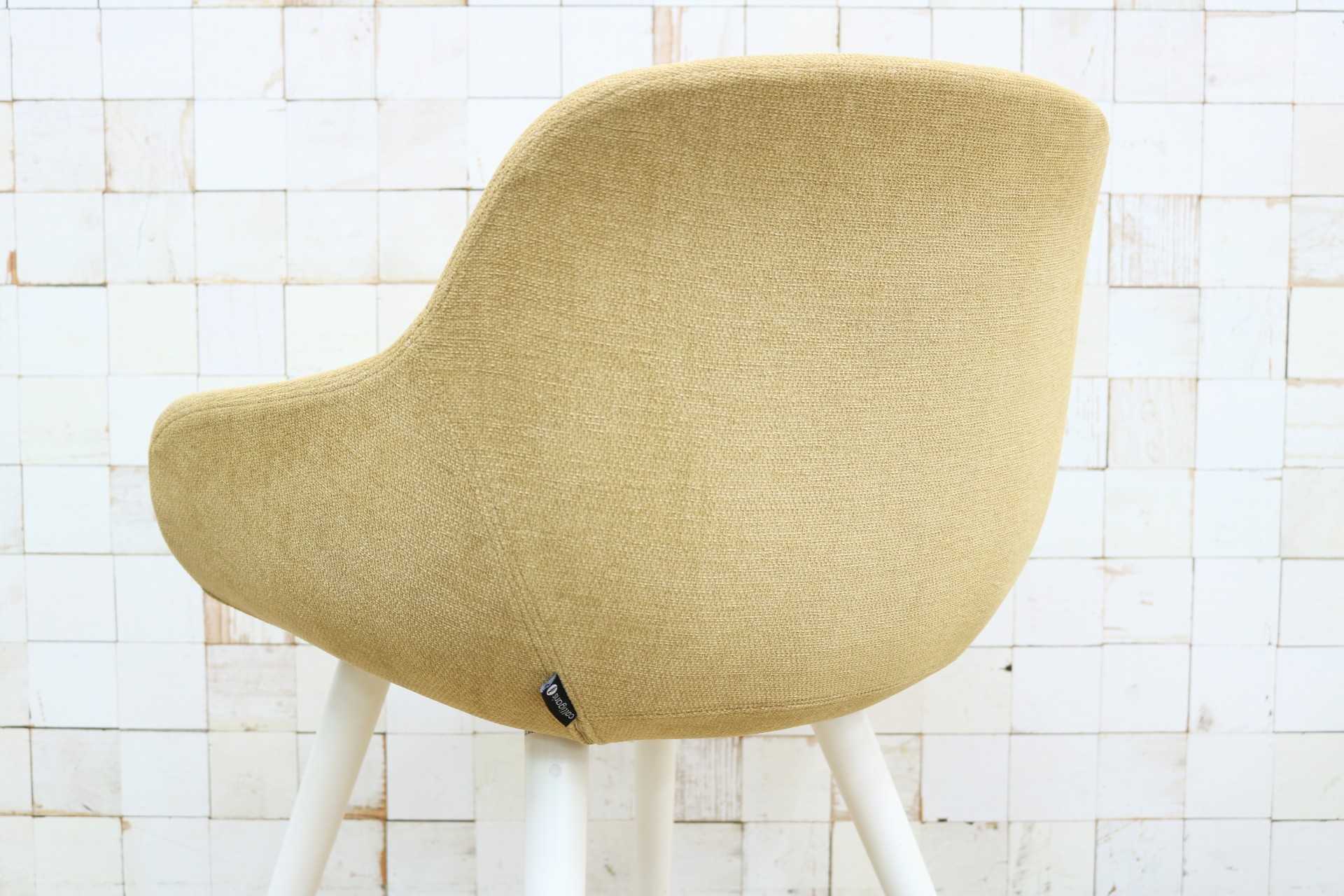 GMIH498D○Calligaris / カリガリス IGLOO イグルー ダイニングチェア チェア 椅子 ファブリック 店舗什器 イタリア 定価約9.8万