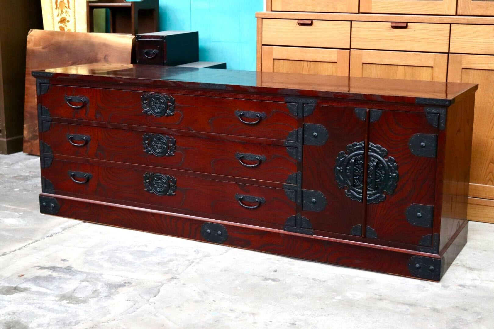 GMIH422B○筑後民芸家具 チェスト 整理箪笥 箪笥 タンス ローボード 引出し収納 欅材 ガラス 和家具 和モダン レトロ アンティーク調