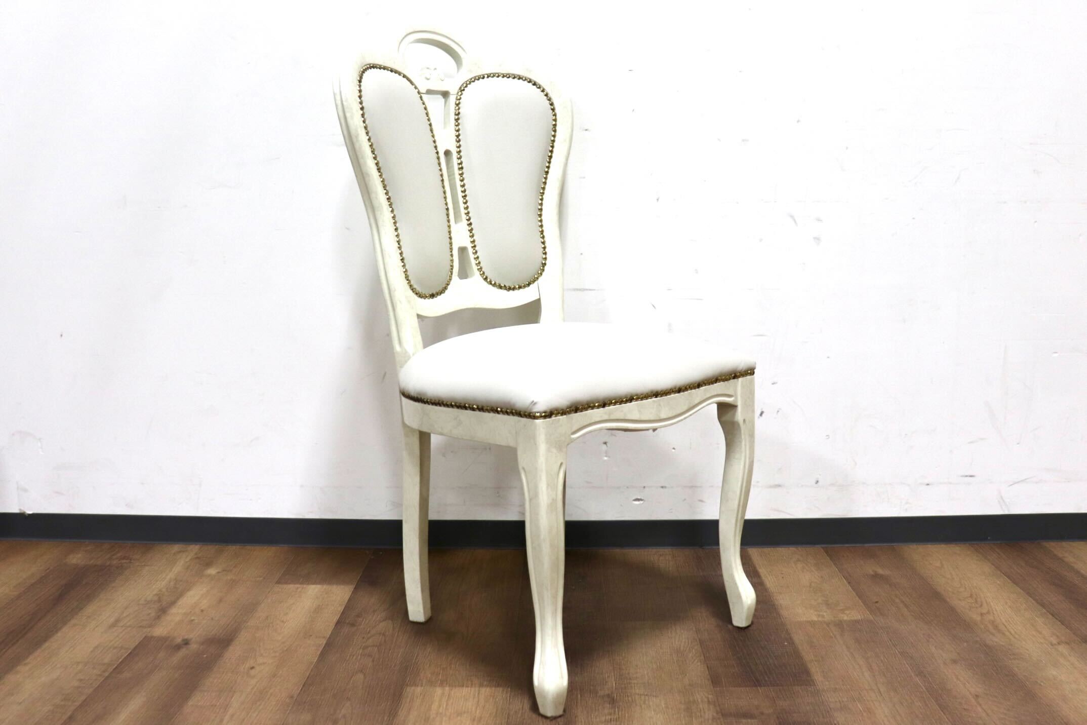 GMHN308A○Eddi Rose / エディローズ イタリア製 ダイニングチェア 食卓椅子 アームレスチェア 鋲打 猫脚 エレガント クラシック 輸入家具