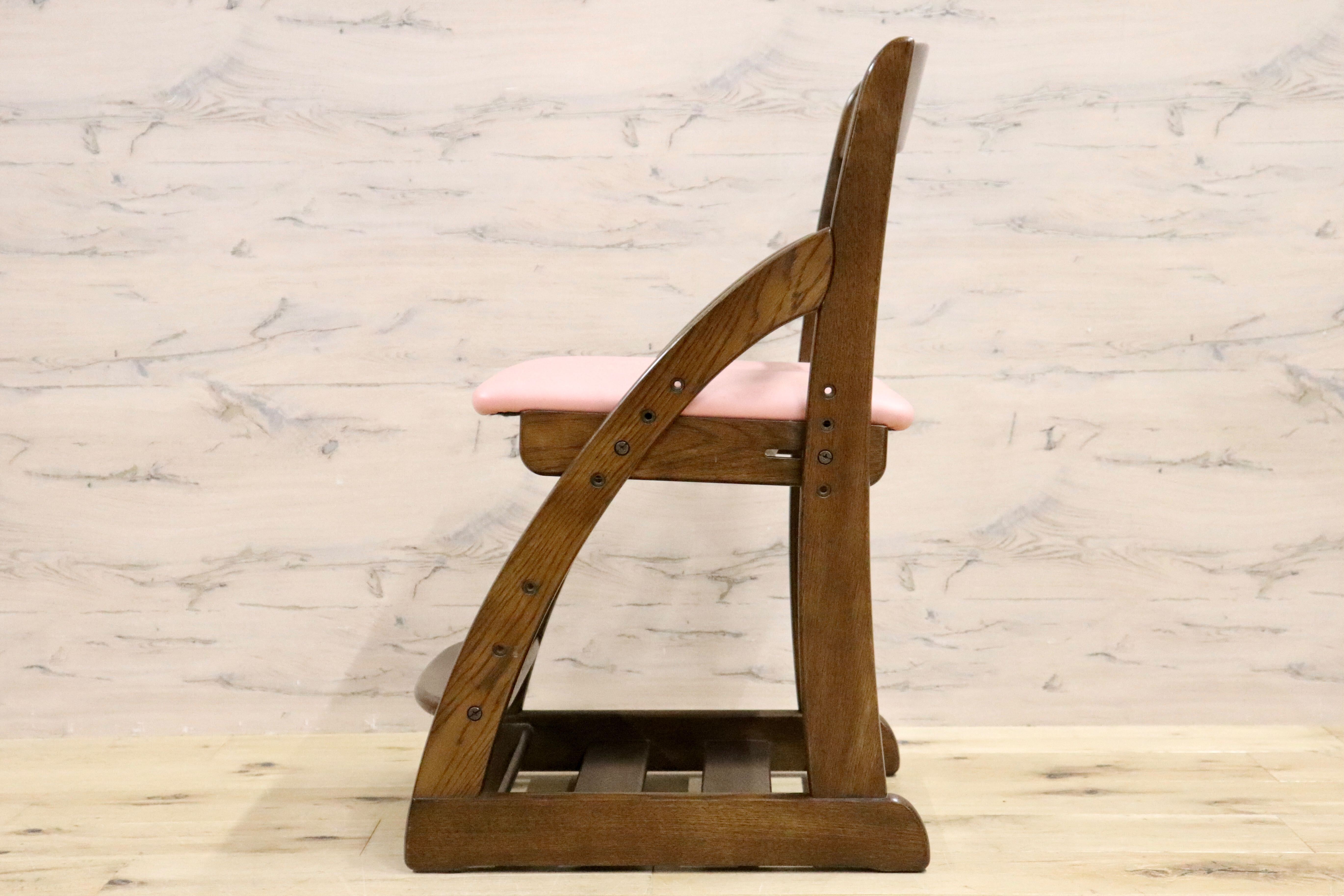 GMHK340B○karimoku / カリモク デスクチェア XT0901IK 学習椅子 キッズチェア キャスター付き 高さ調整 ピンク オーク 合皮