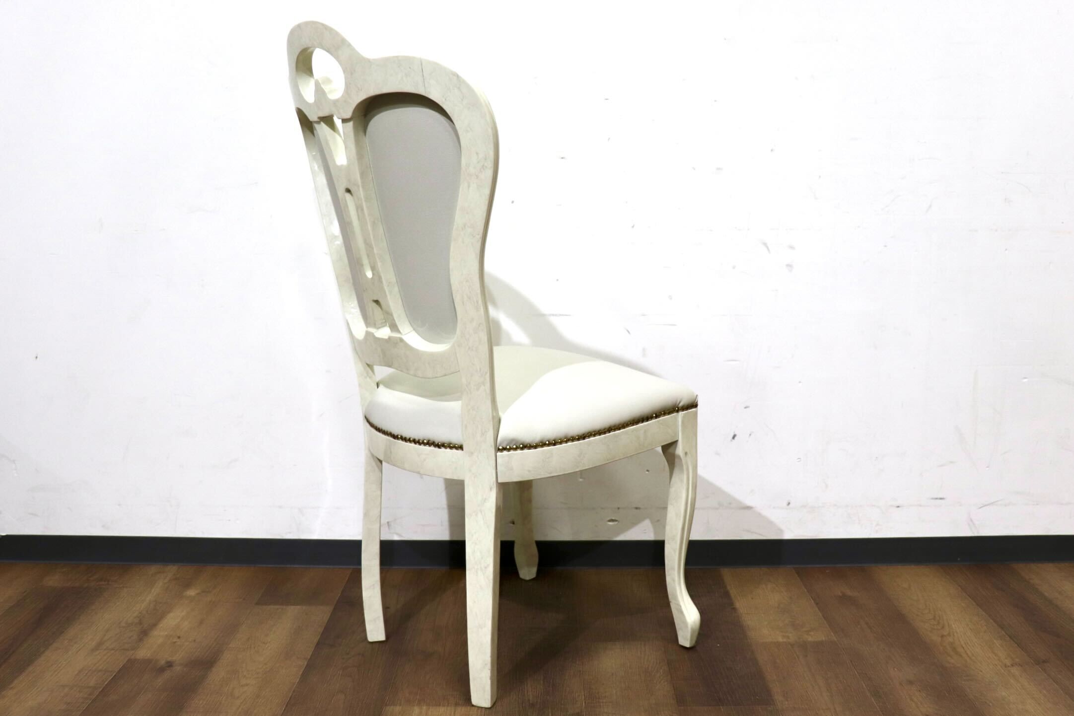 GMHN308B○Eddi Rose / エディローズ イタリア製 ダイニングチェア 食卓椅子 アームレスチェア 鋲打 猫脚 エレガント クラシック 輸入家具