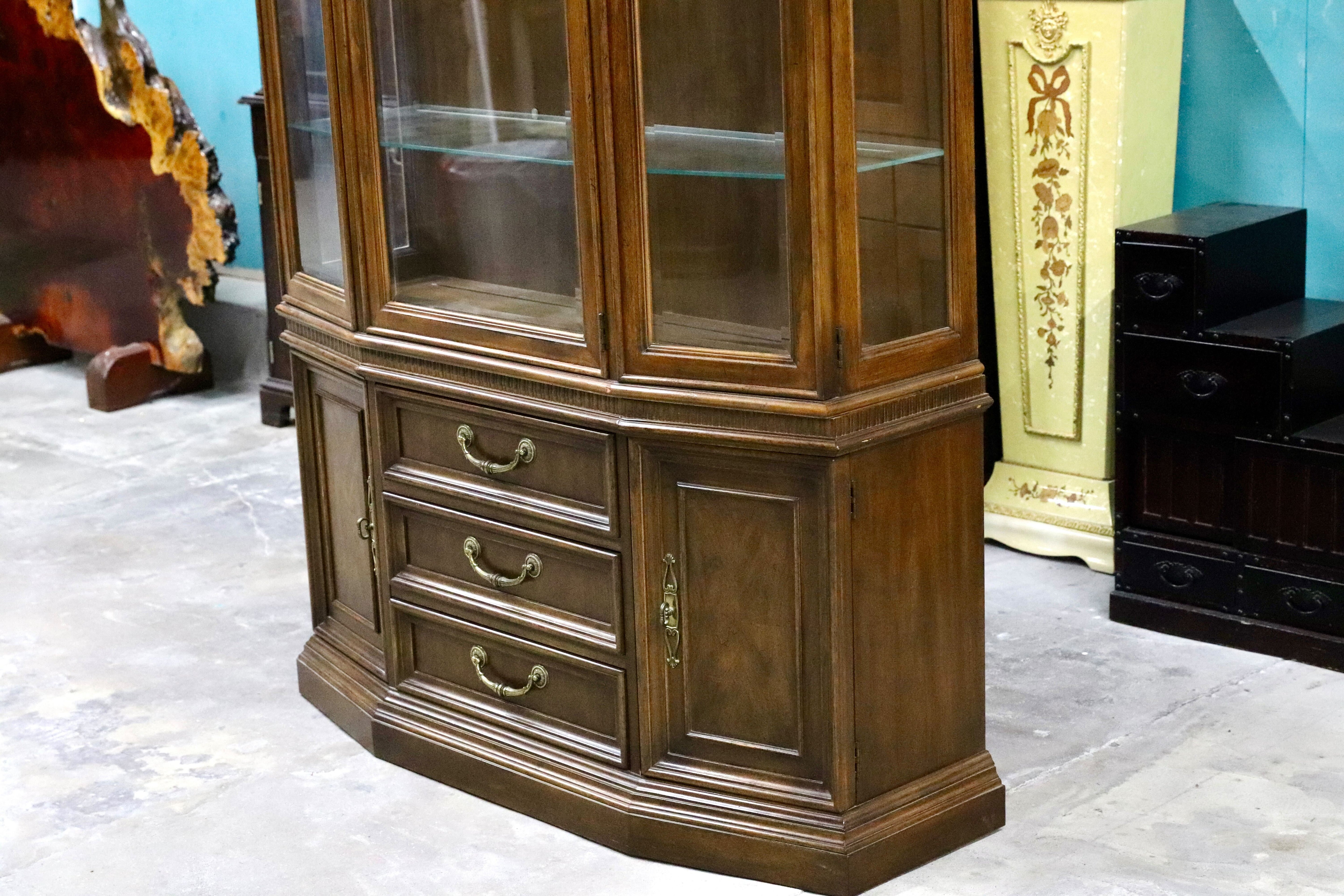 GMIK575○DREXEL HERITAGE / ドレクセルヘリテイジ キャビネット 飾り棚 クラシック キュリオ アメリカ ヴィンテージ カップボード