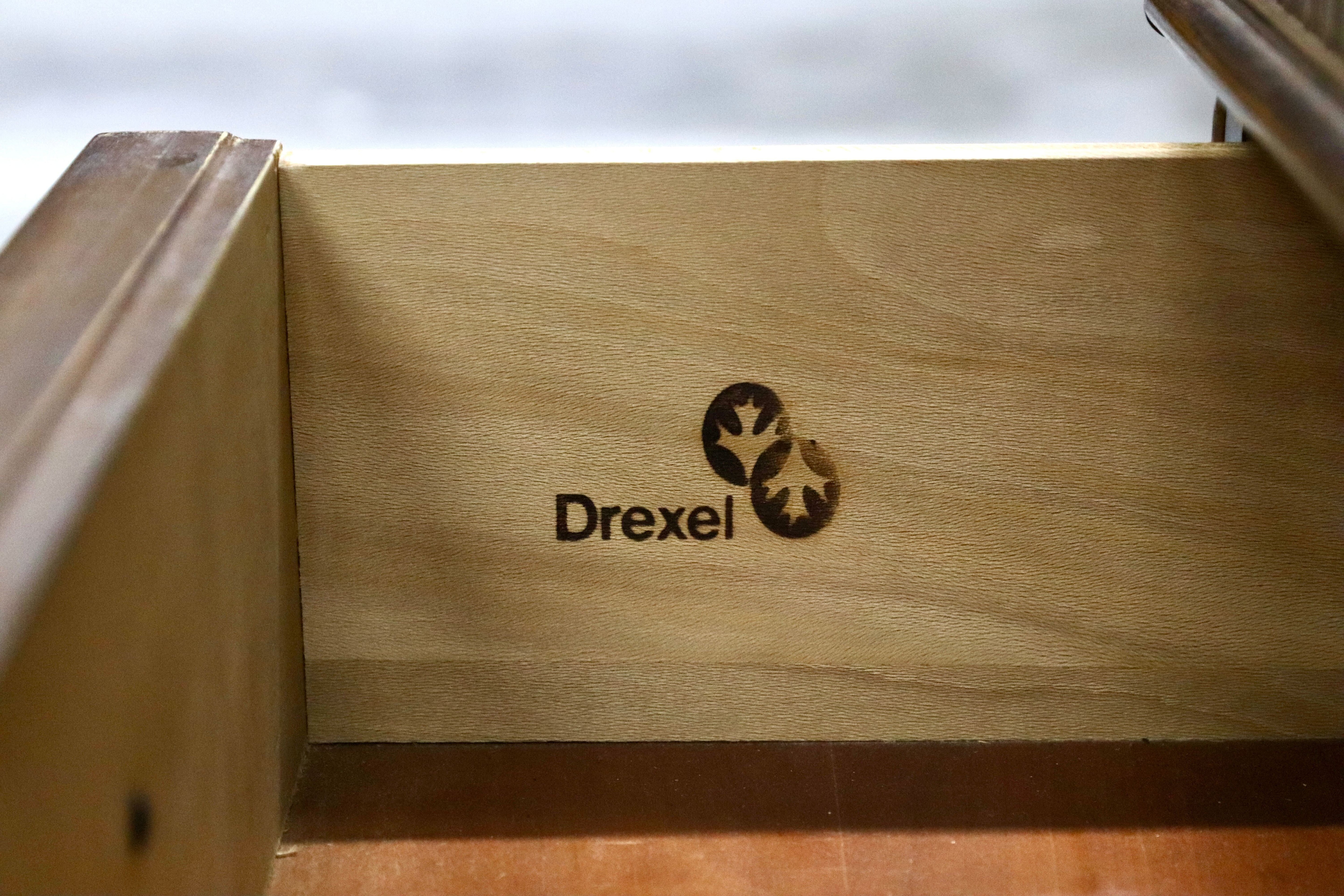 GMIK575○DREXEL HERITAGE / ドレクセルヘリテイジ キャビネット 飾り棚 クラシック キュリオ アメリカ ヴィンテージ カップボード