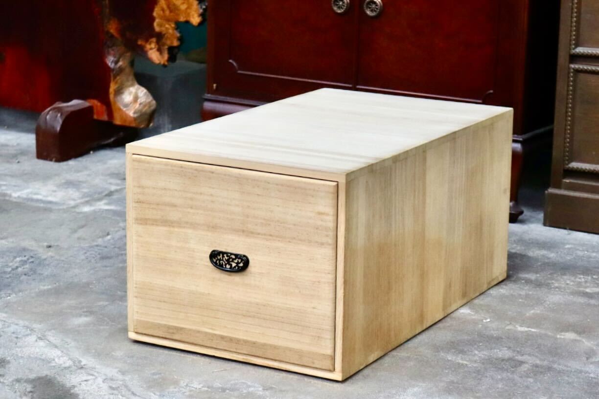 棚・キャビネット