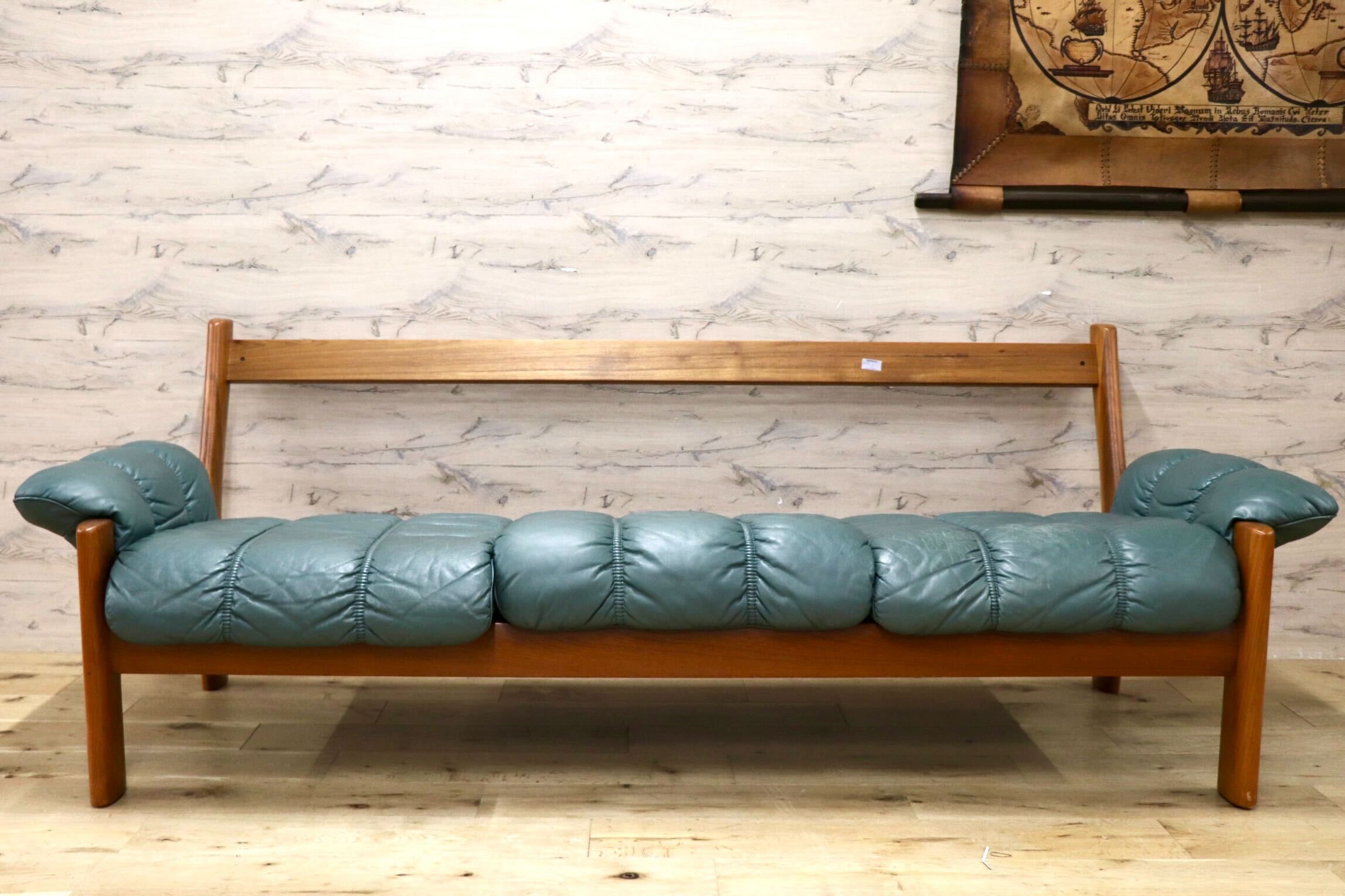 GMJK103○EKORNES / エコーネス Montana モンタナ 3人掛けソファ トリプルソファ 北欧ヴィンテージ チーク材 本革 レザー 稀少