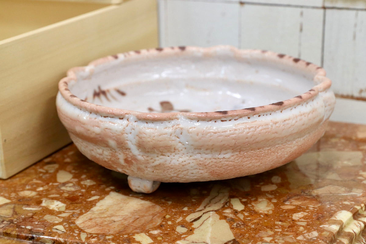 GMJH344D○水野澤三 陽山窯 志野 三足鉢 菓子器 谷耕月 書付 共箱 土岐市指定無形文化財保持者 茶道具