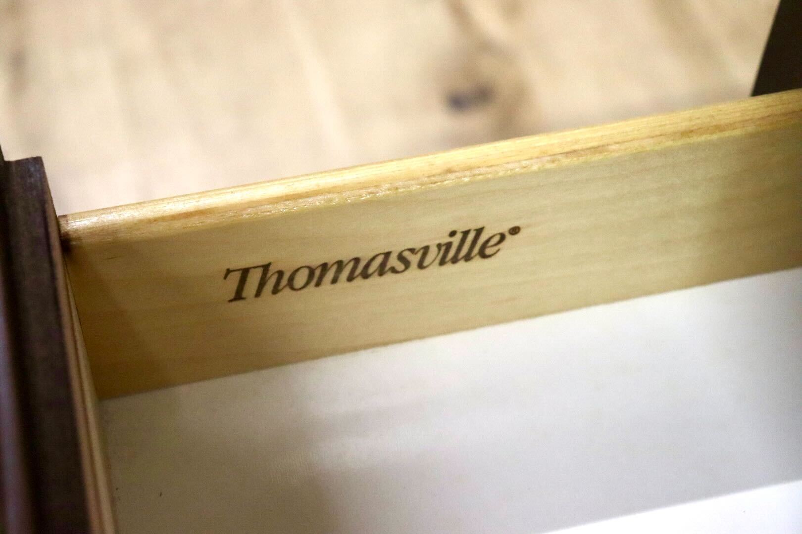 GMHS180B○Thomasville / トーマスビル ナイトテーブル エンドテーブル サイドテーブル 米軍放出家具 アンティーク ヴィンテージ