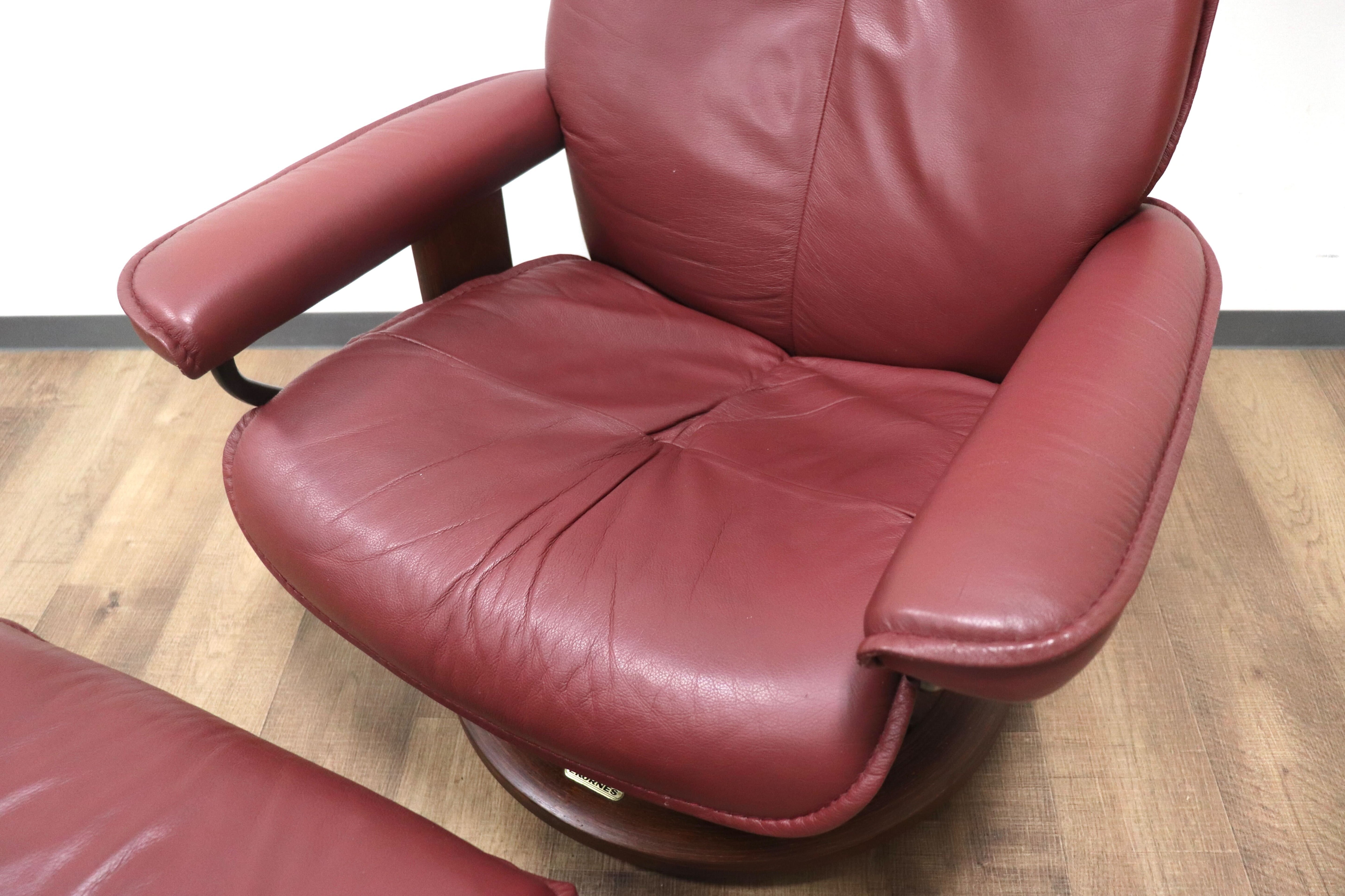 GMHS34○EKORNES / エコーネス リブラ リクライニングチェア パーソナルチェア オットマン 北欧 ノルウェー 本革 臙脂色 定価約20万