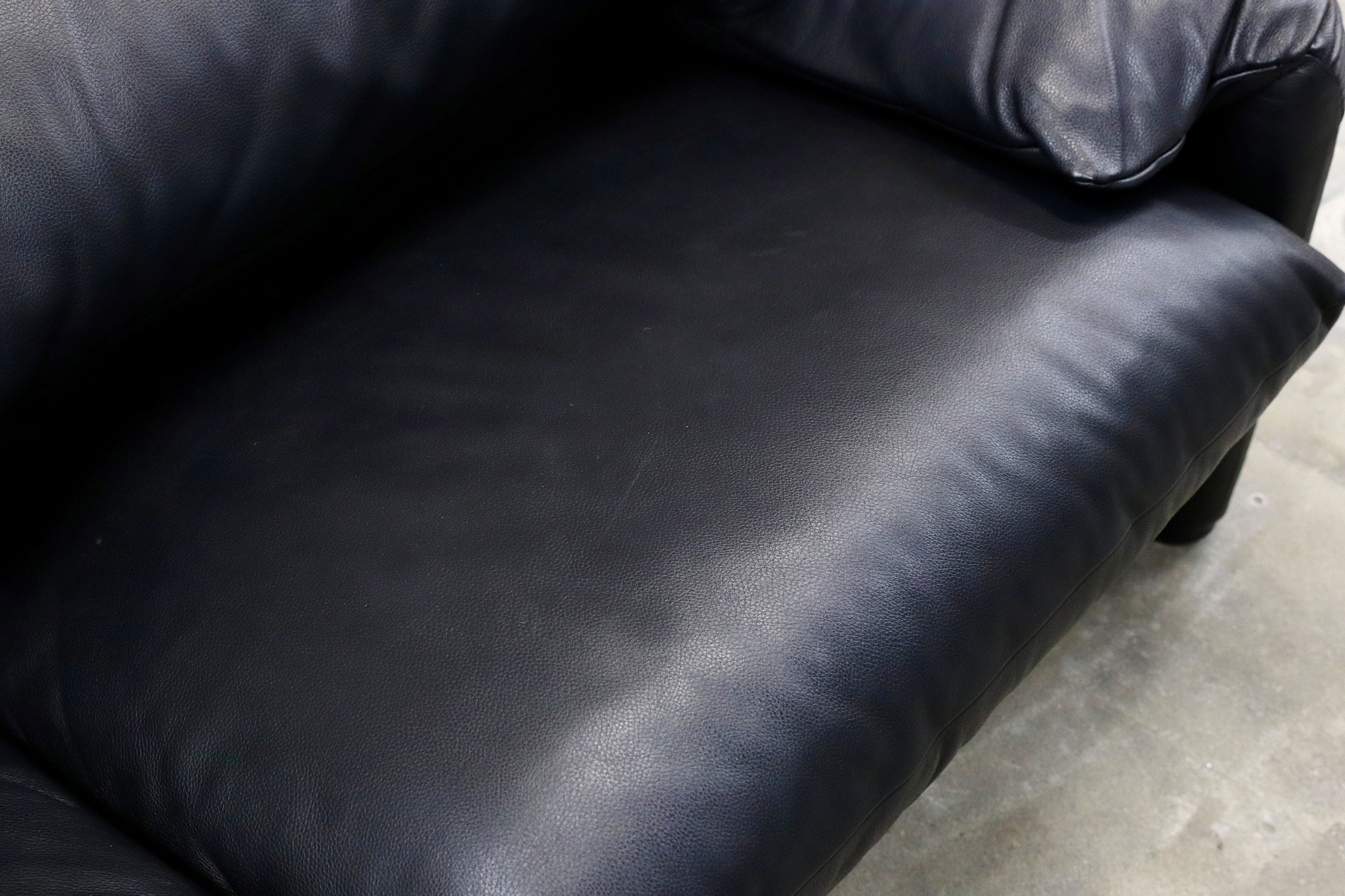 GMIK601○Cassina / カッシーナ MARALUNGA マラルンガ 3人掛けワイド トリプルソファ ヴィコ・マジストレッティ オットマンセット 約344万